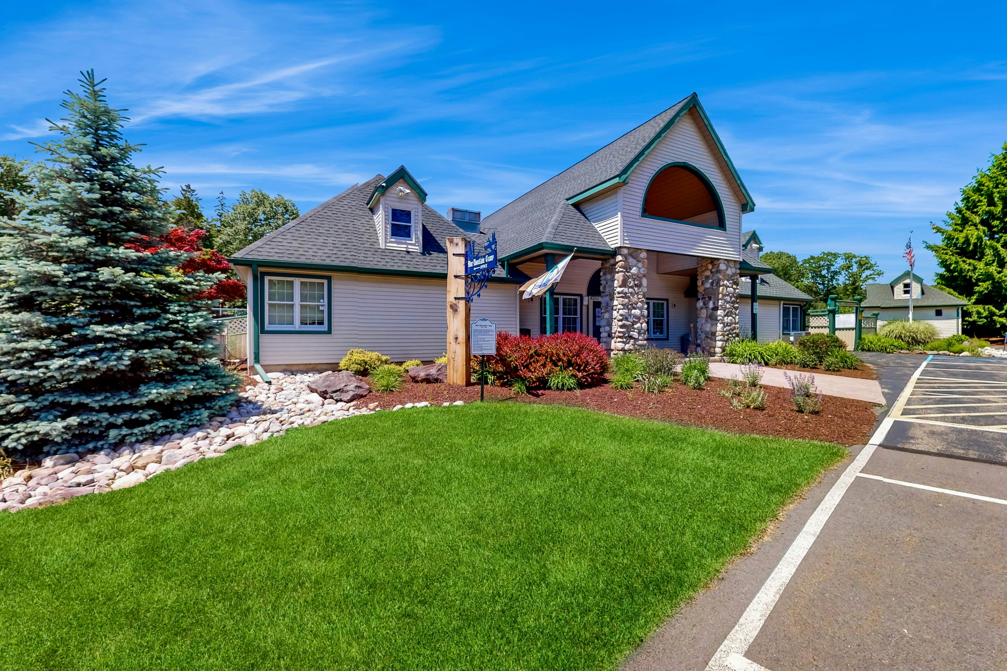 Blue Mountain Escape