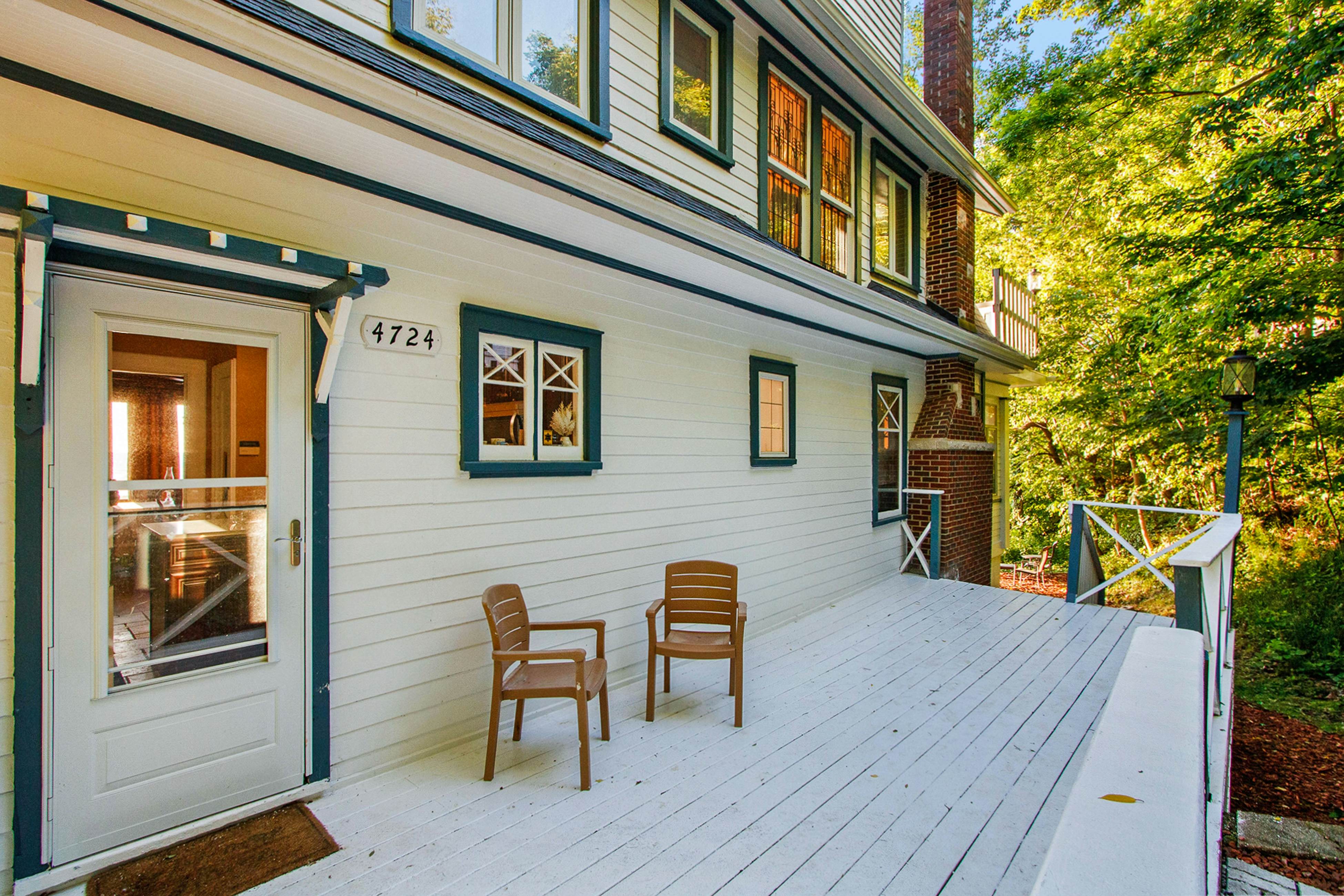 Lake Michigan Retreat- Lower Duplex