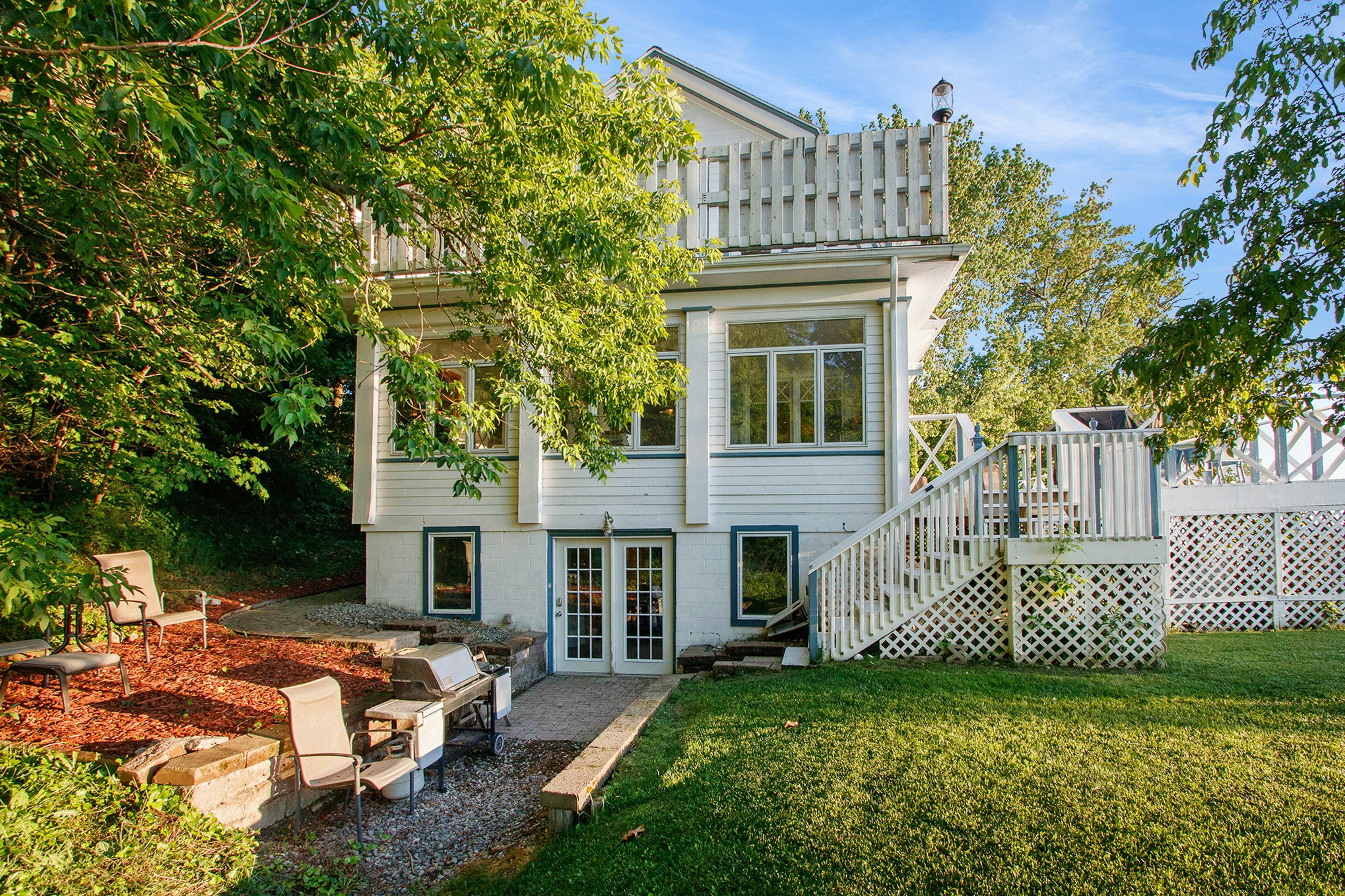 Lake Michigan Retreat- Lower Duplex