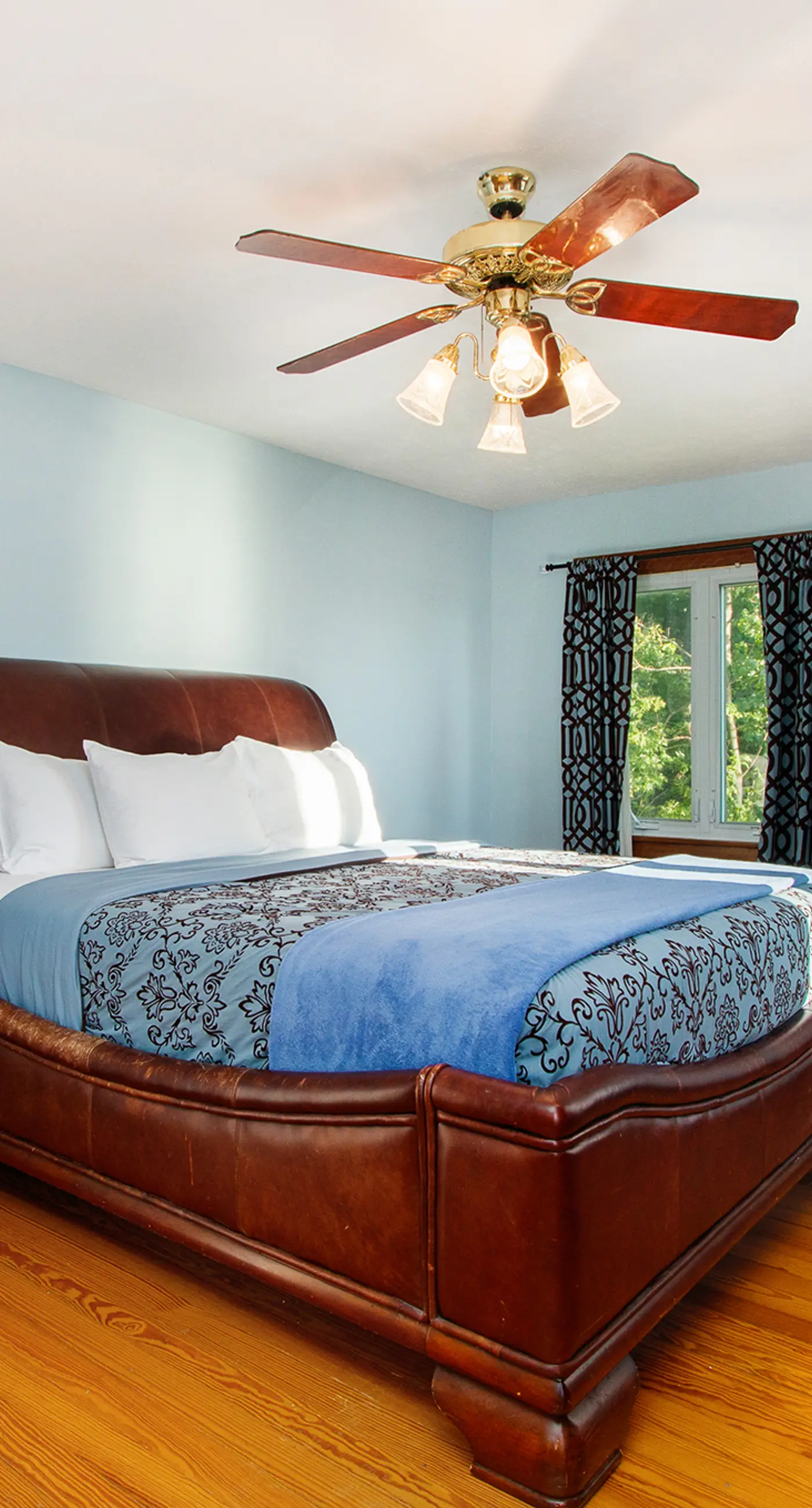 Lake Michigan Retreat- Upper Duplex