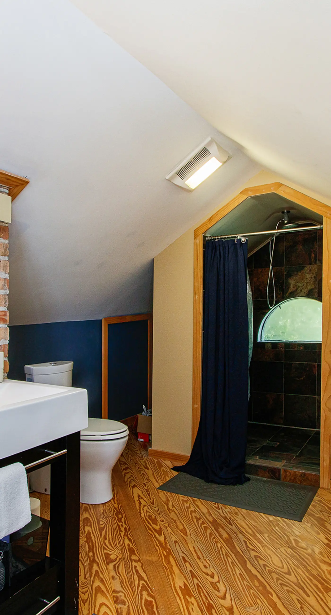 Lake Michigan Retreat- Upper Duplex