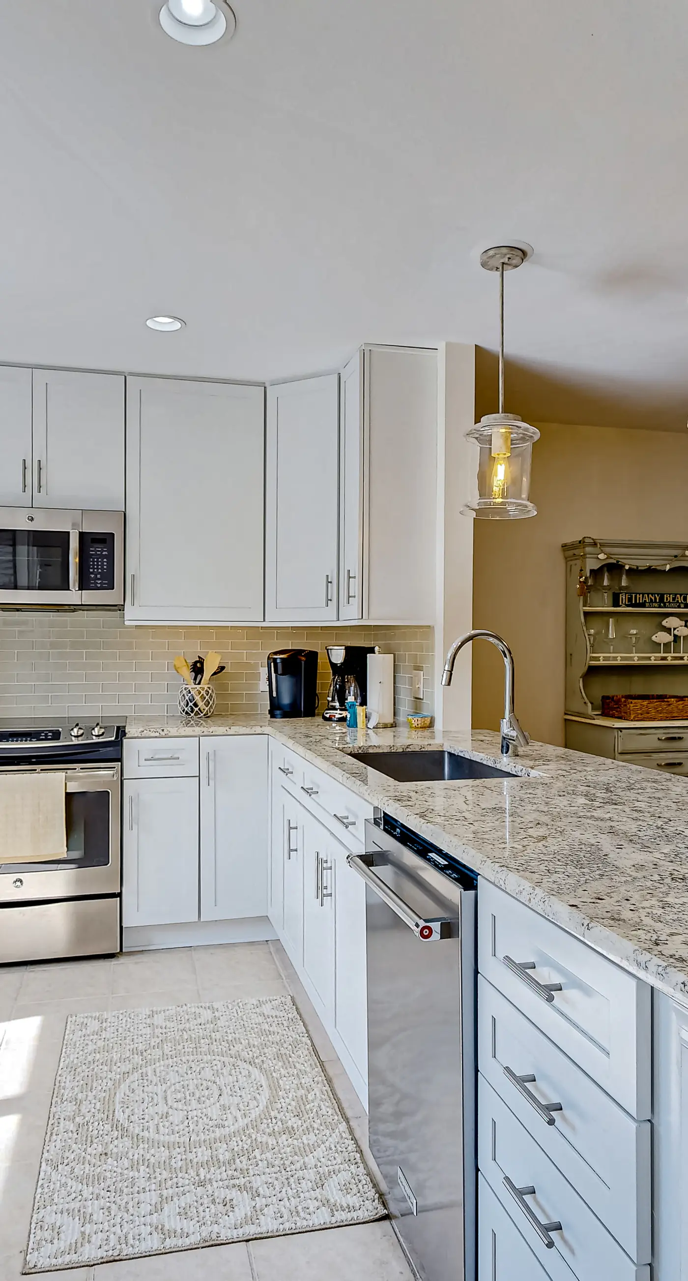 Westwood - 828 Westwood Unit D