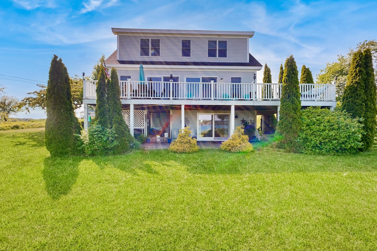 Clark Cove 3 BD Harpswell, ME Vacation Rental Vacasa