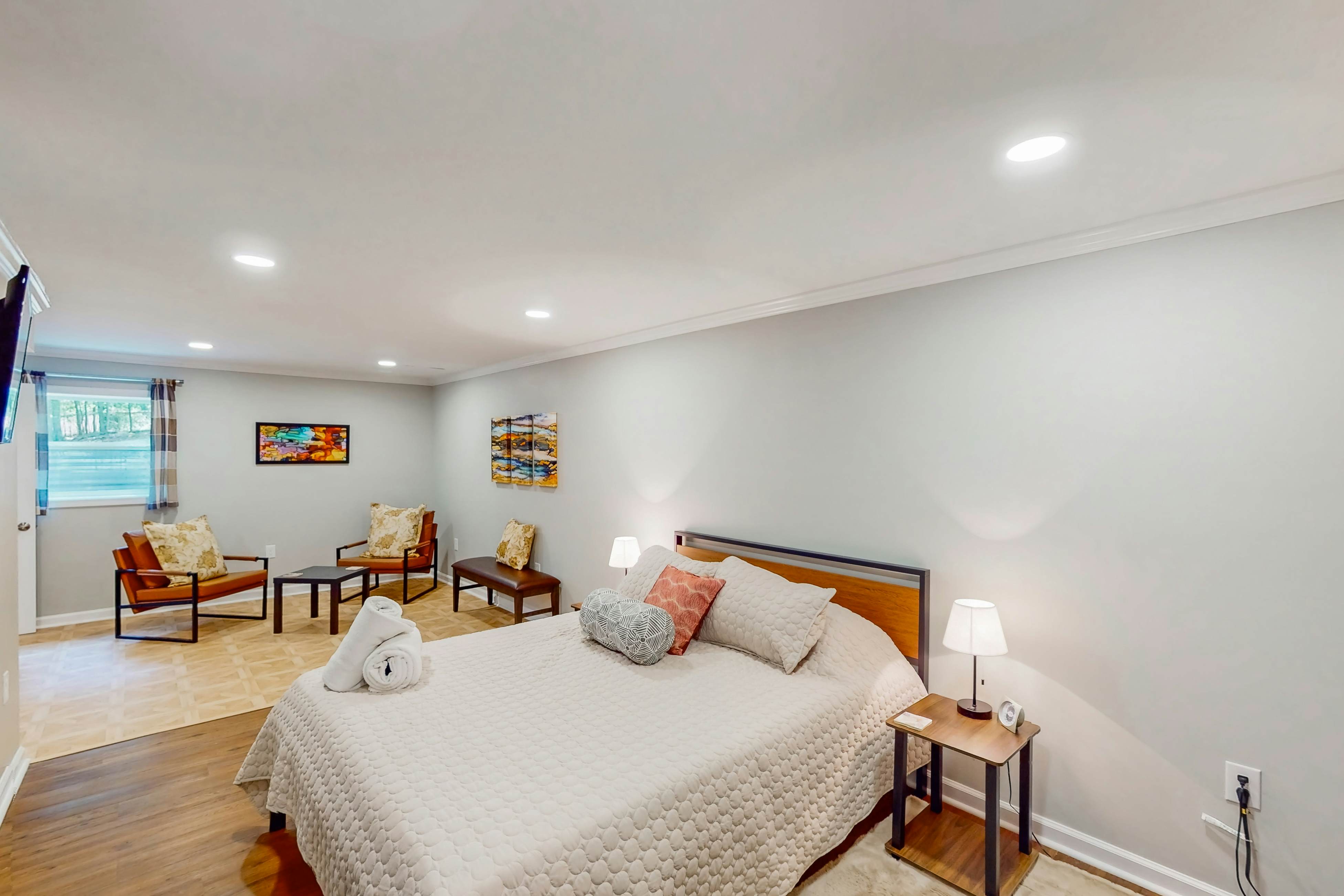 Lakefront Tranquility at Smith Mountain Lake - Moneta, VA 