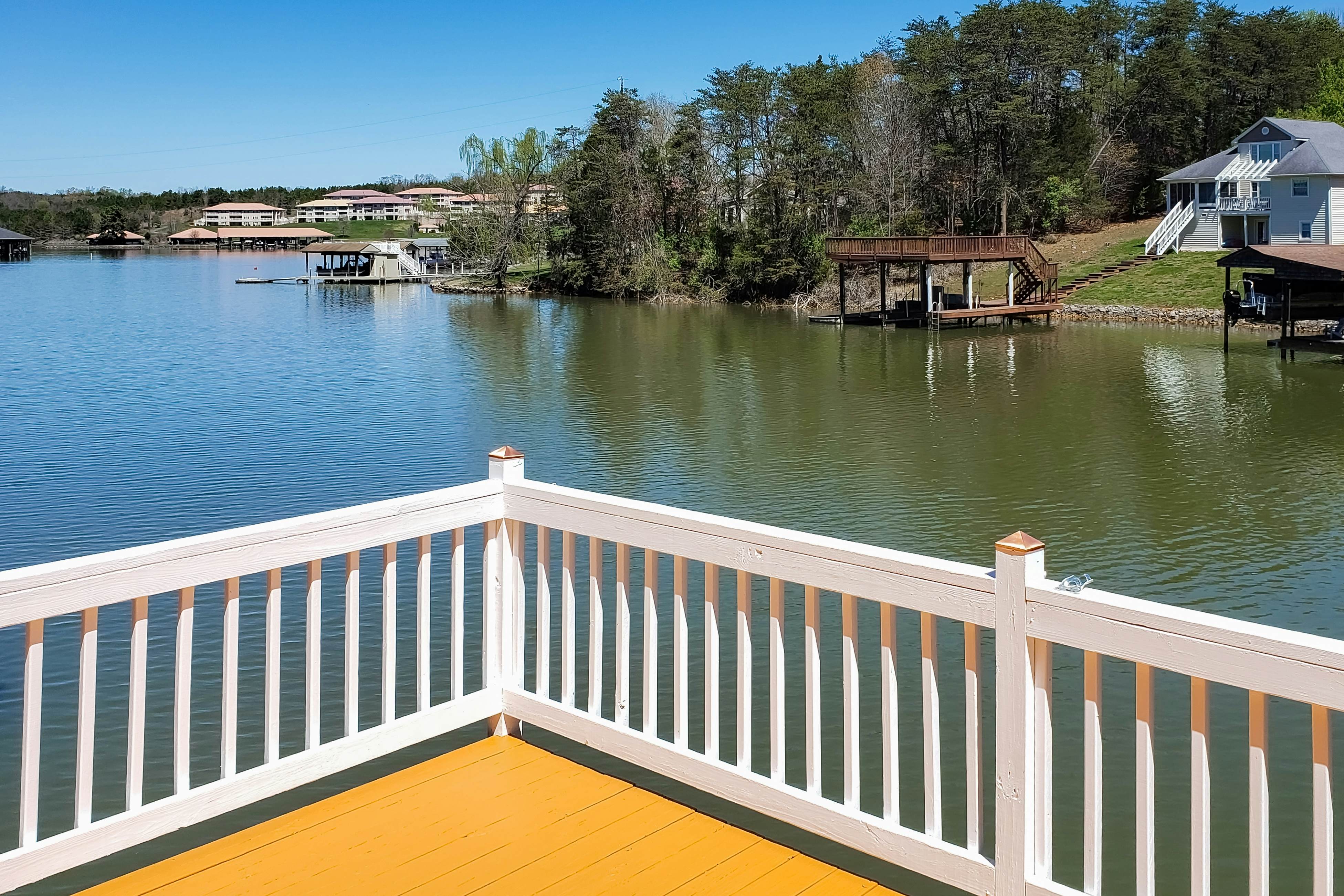 Lakefront Tranquility at Smith Mountain Lake - Moneta, VA 