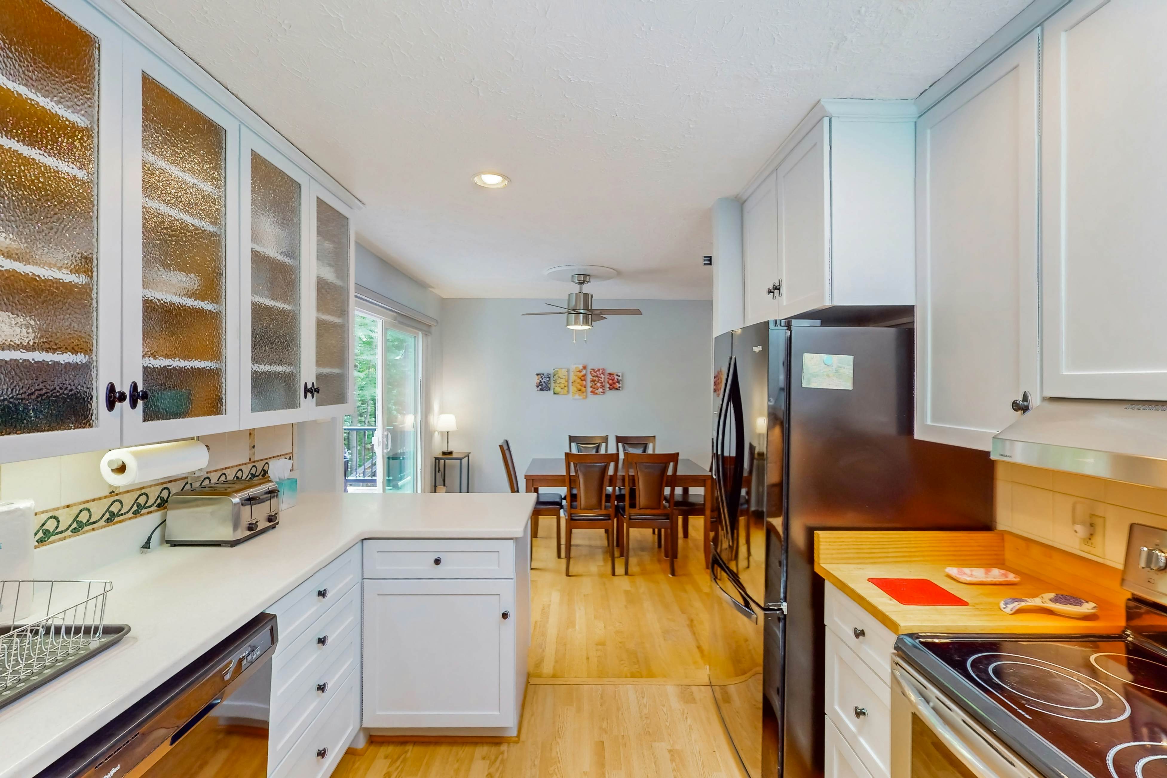 Lakefront Tranquility at Smith Mountain Lake - Moneta, VA 