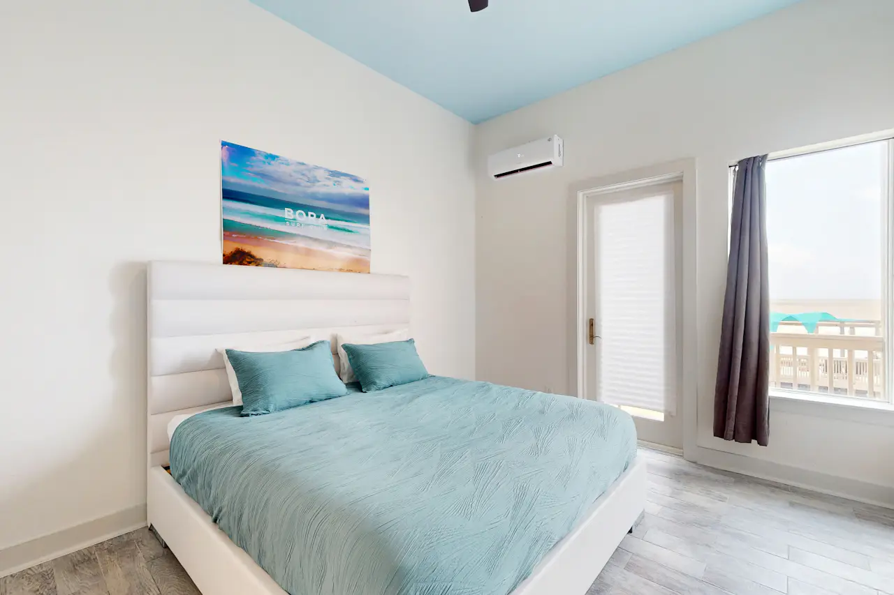 Bora Ocean Club Oceanaire Tower Suite 208 0 BD Gilchrist, TX