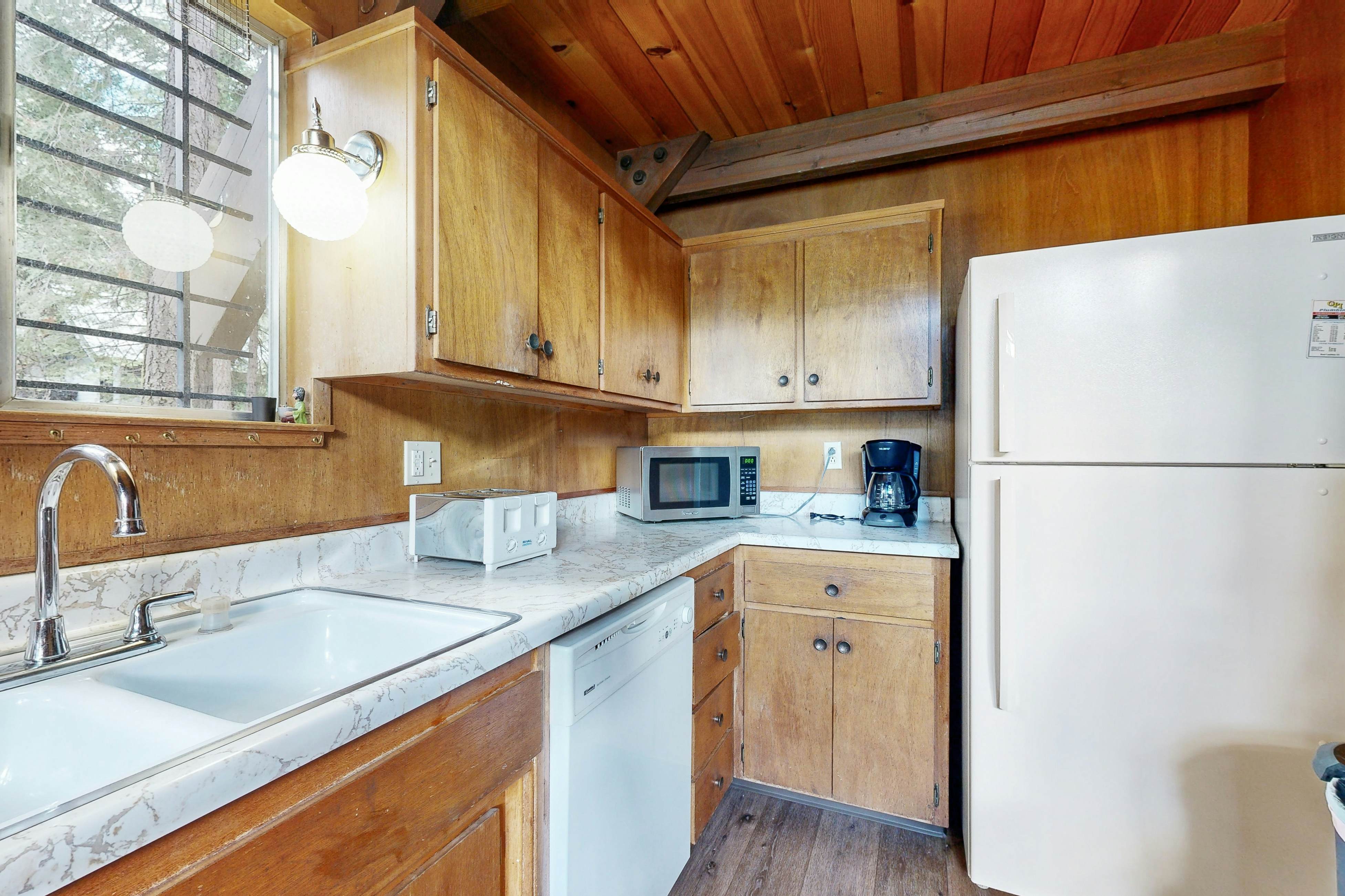 Donner Lakefront Retreat