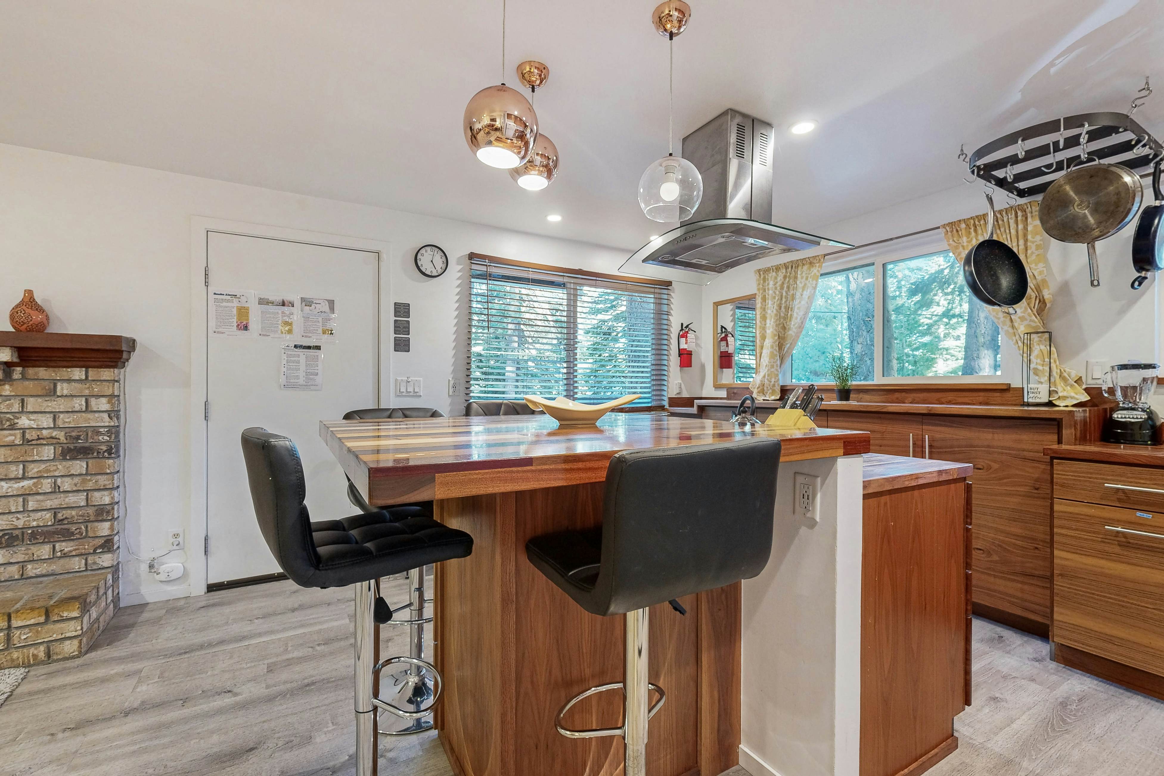 Charming Lake Tahoe Cabin