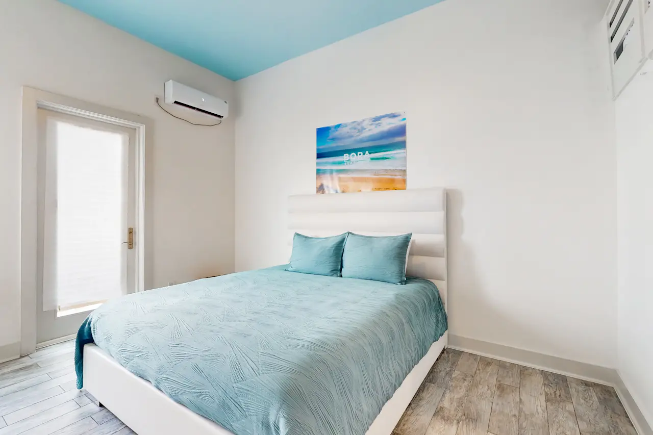 Bora Ocean ClubOceanaire Tower Suite 207 0 BD Gilchrist, TX Vacation