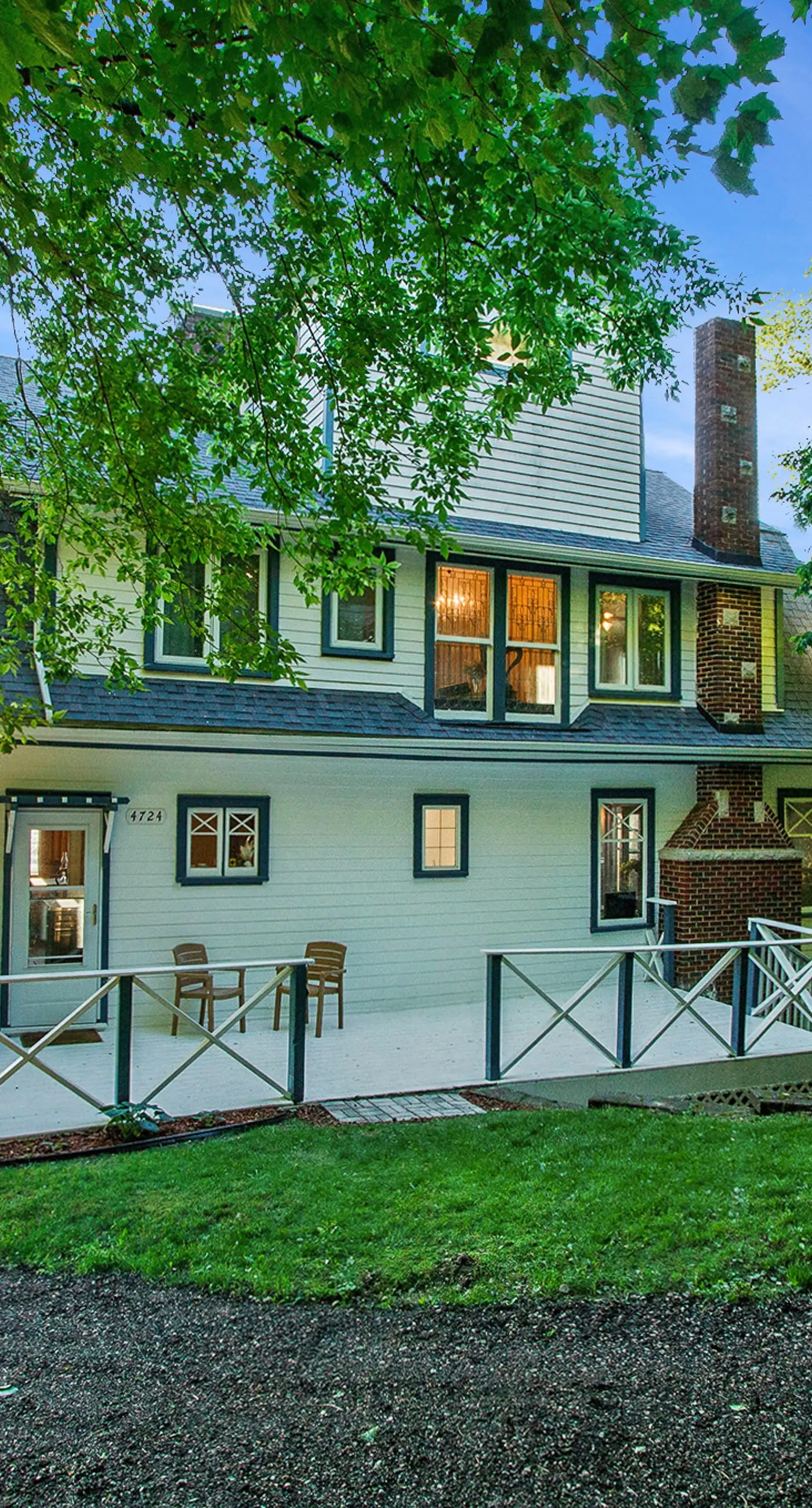 Lake Michigan Retreat- Upper Duplex