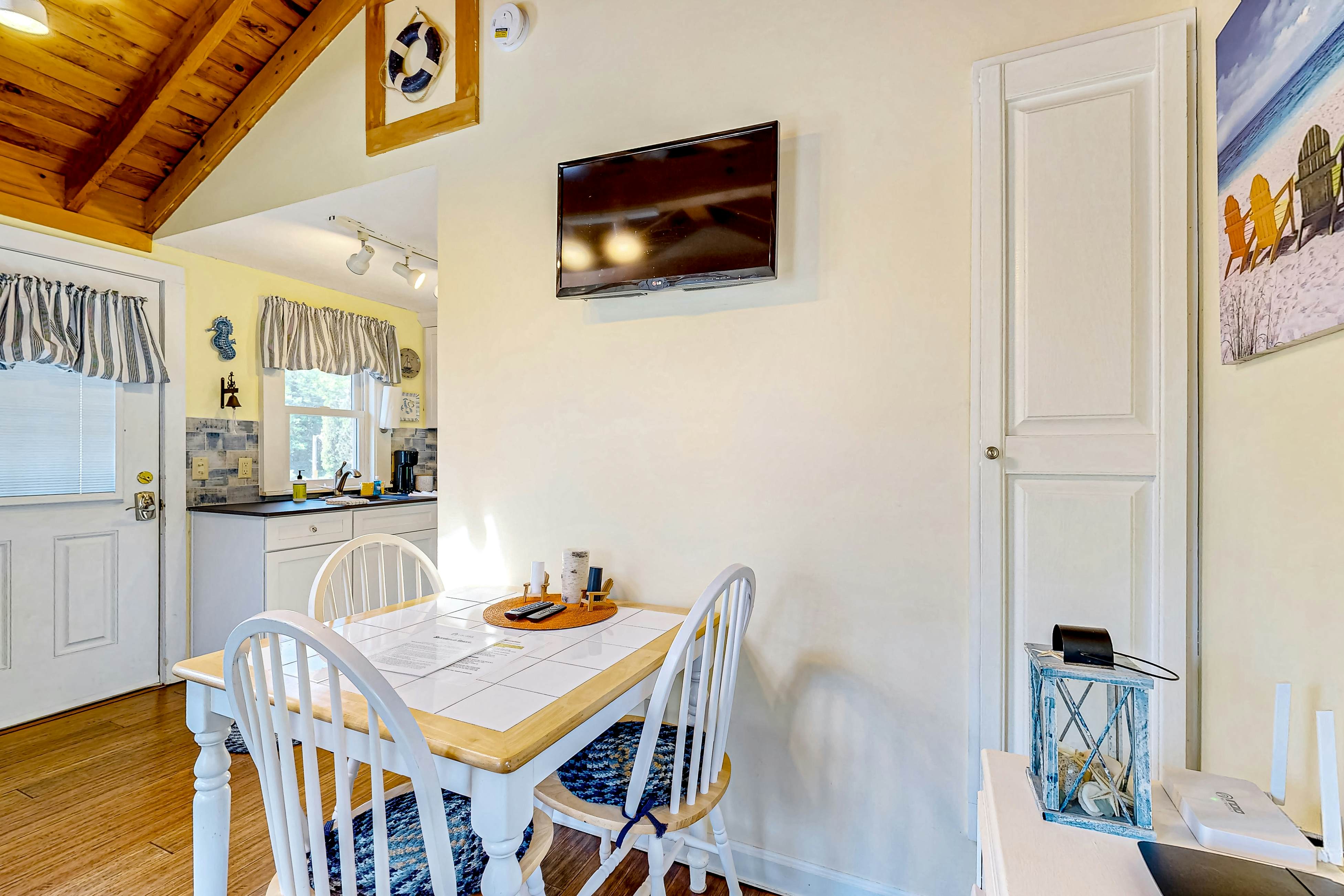 Shorelands Resort Cottage 24