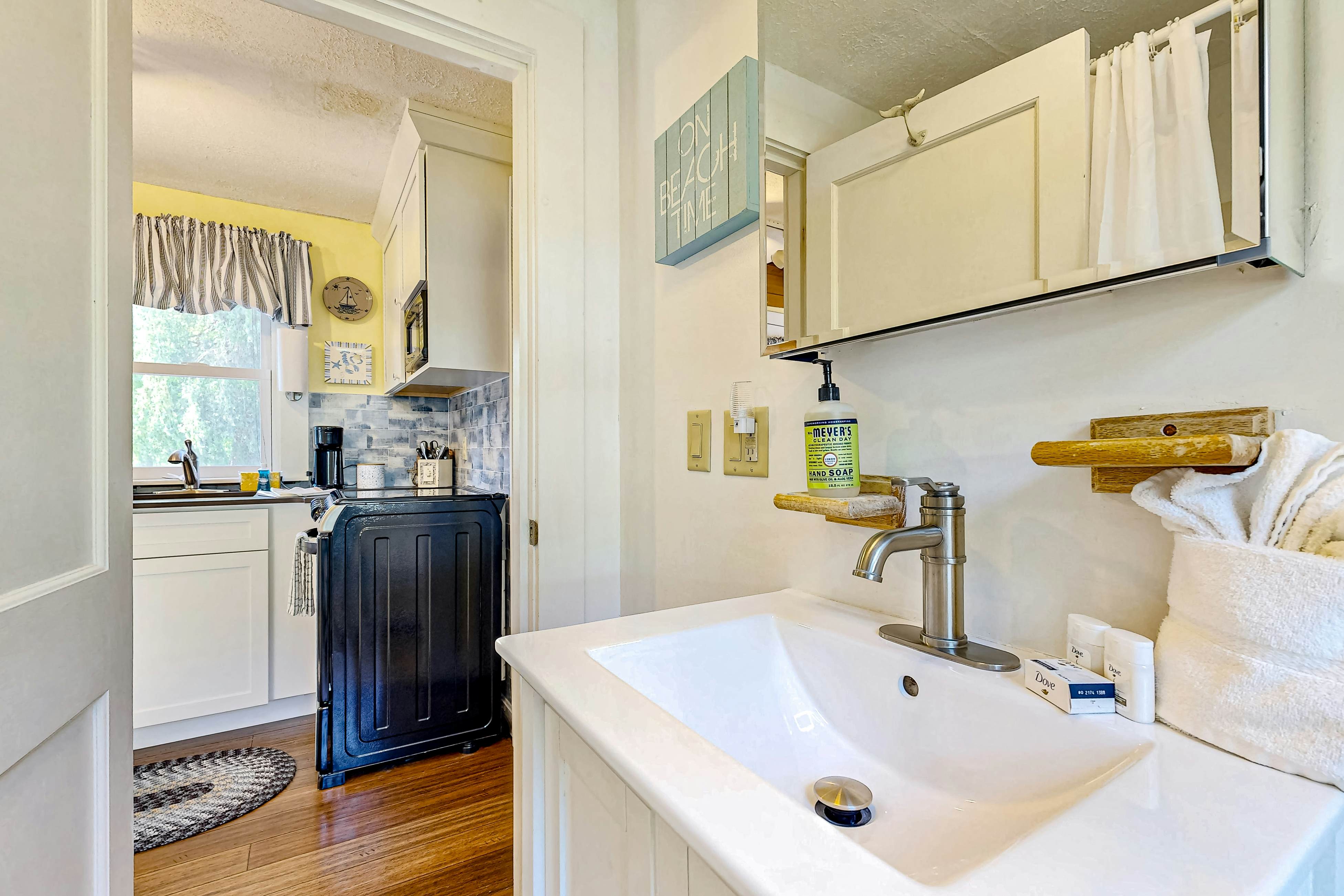 Shorelands Resort Cottage 24