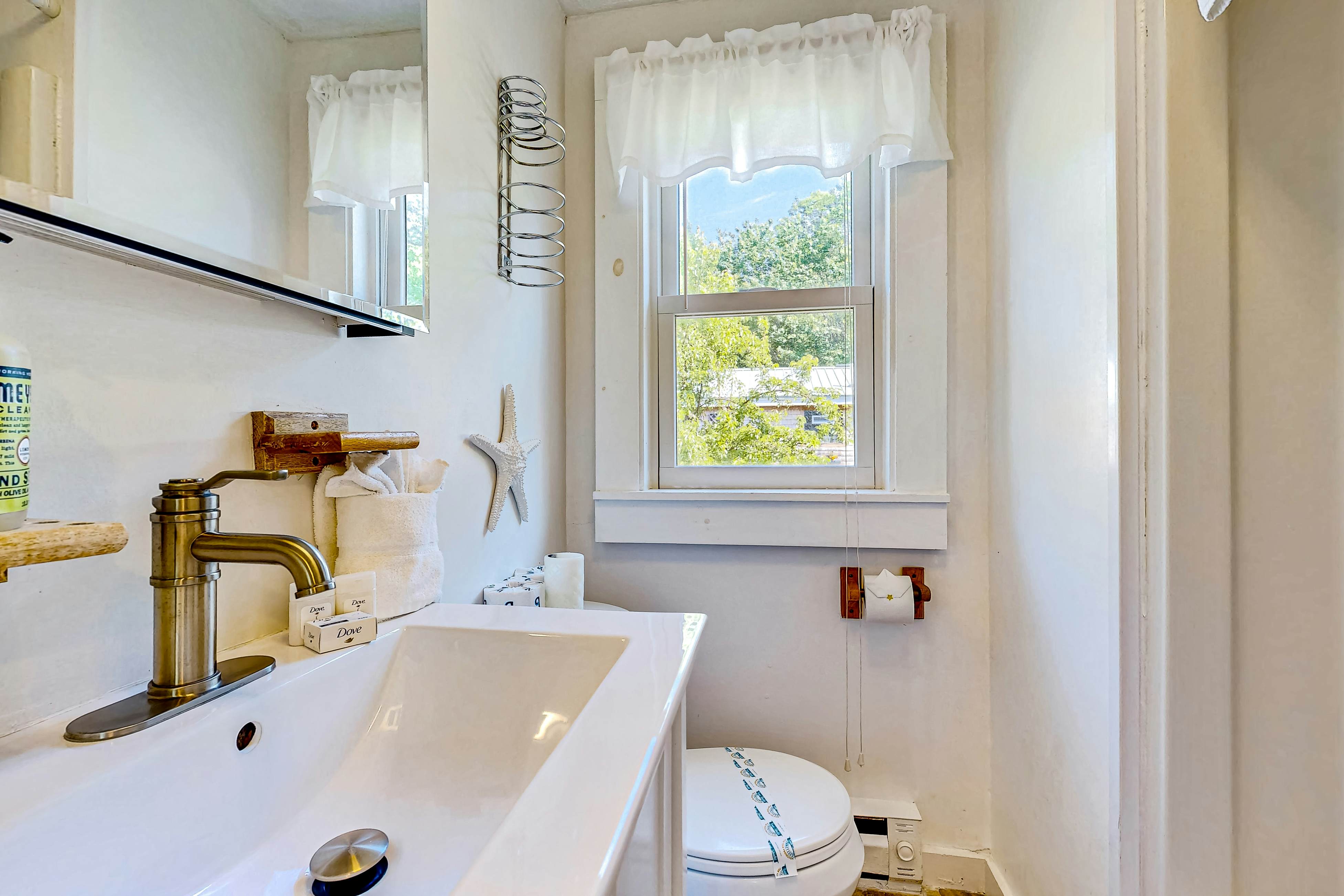 Shorelands Resort Cottage 24