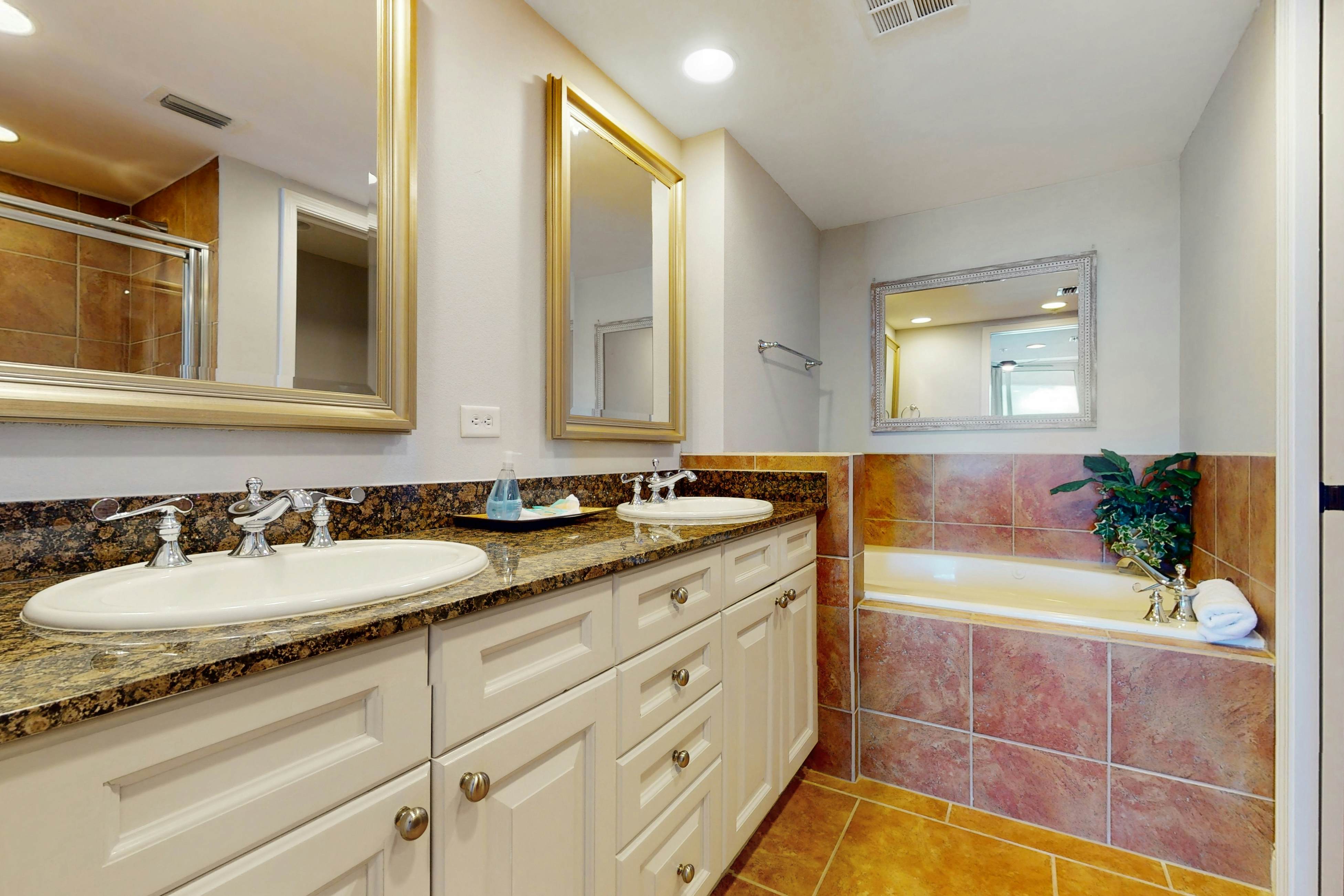 Portofino Island Resort & Spa Tower 5-909