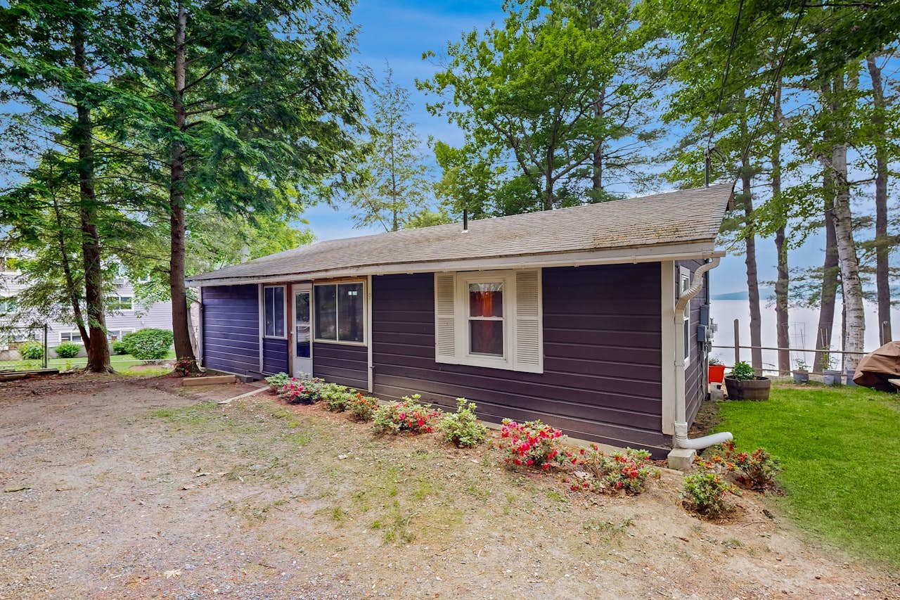 The Lakefront Cottage, Unit 9 4 BD Laconia, NH Vacation Rental Vacasa
