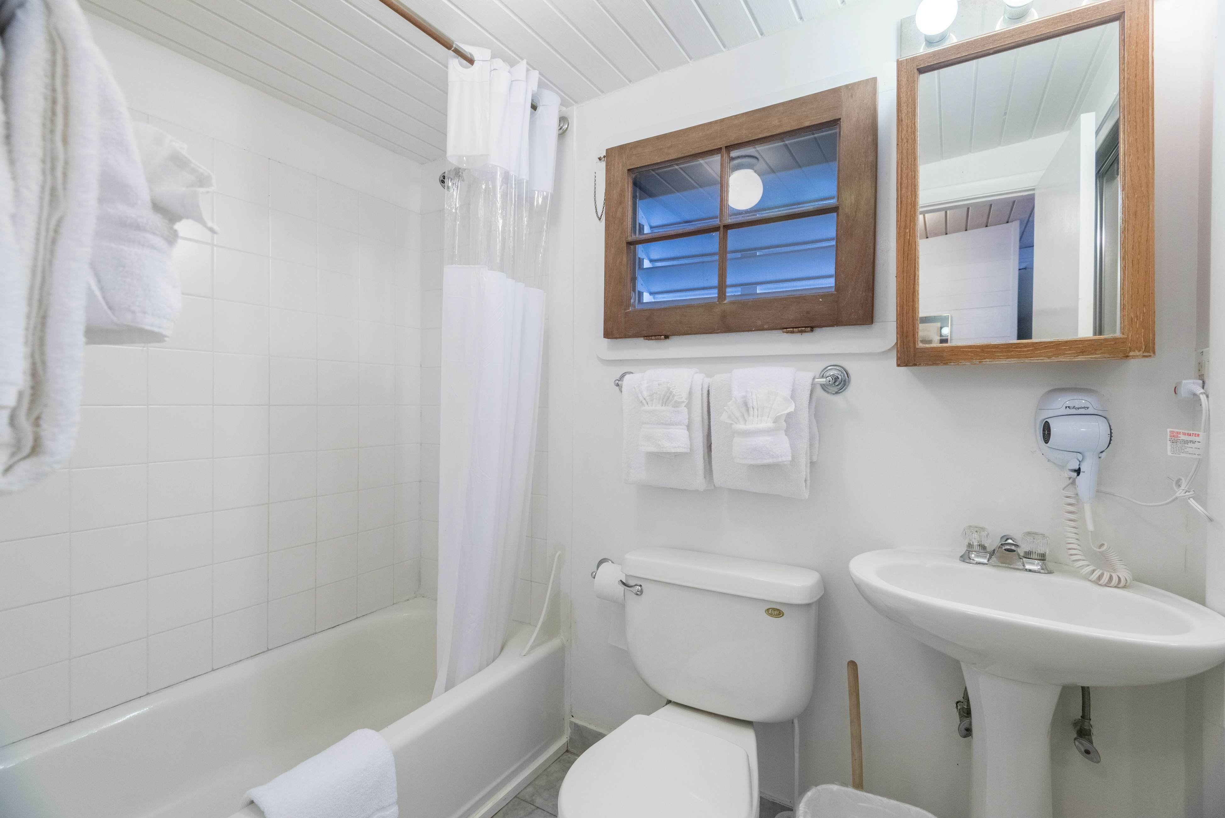 Hemingway's View 3 BD Key West, FL Vacation Rental Vacasa