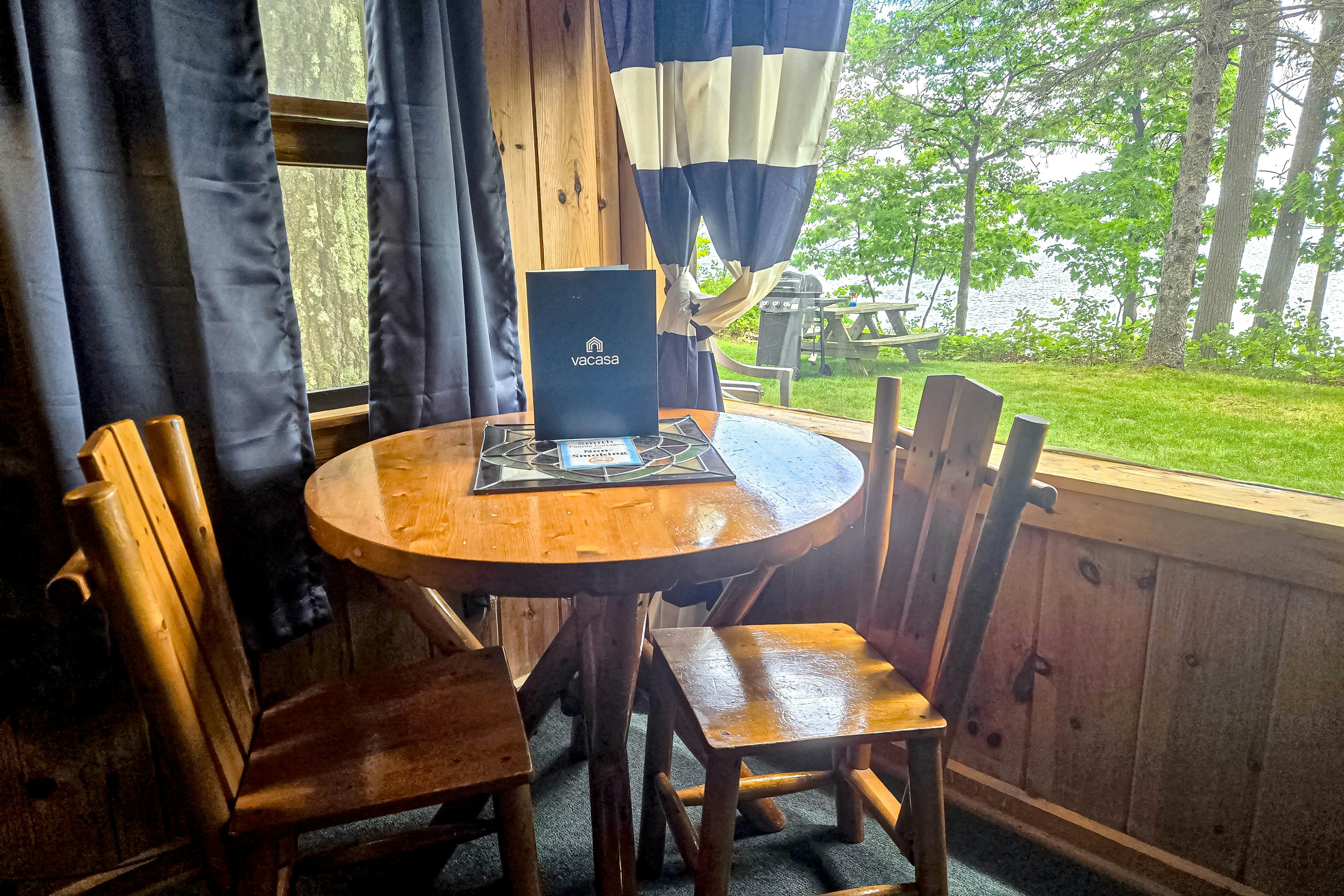 Smith Family Cottages