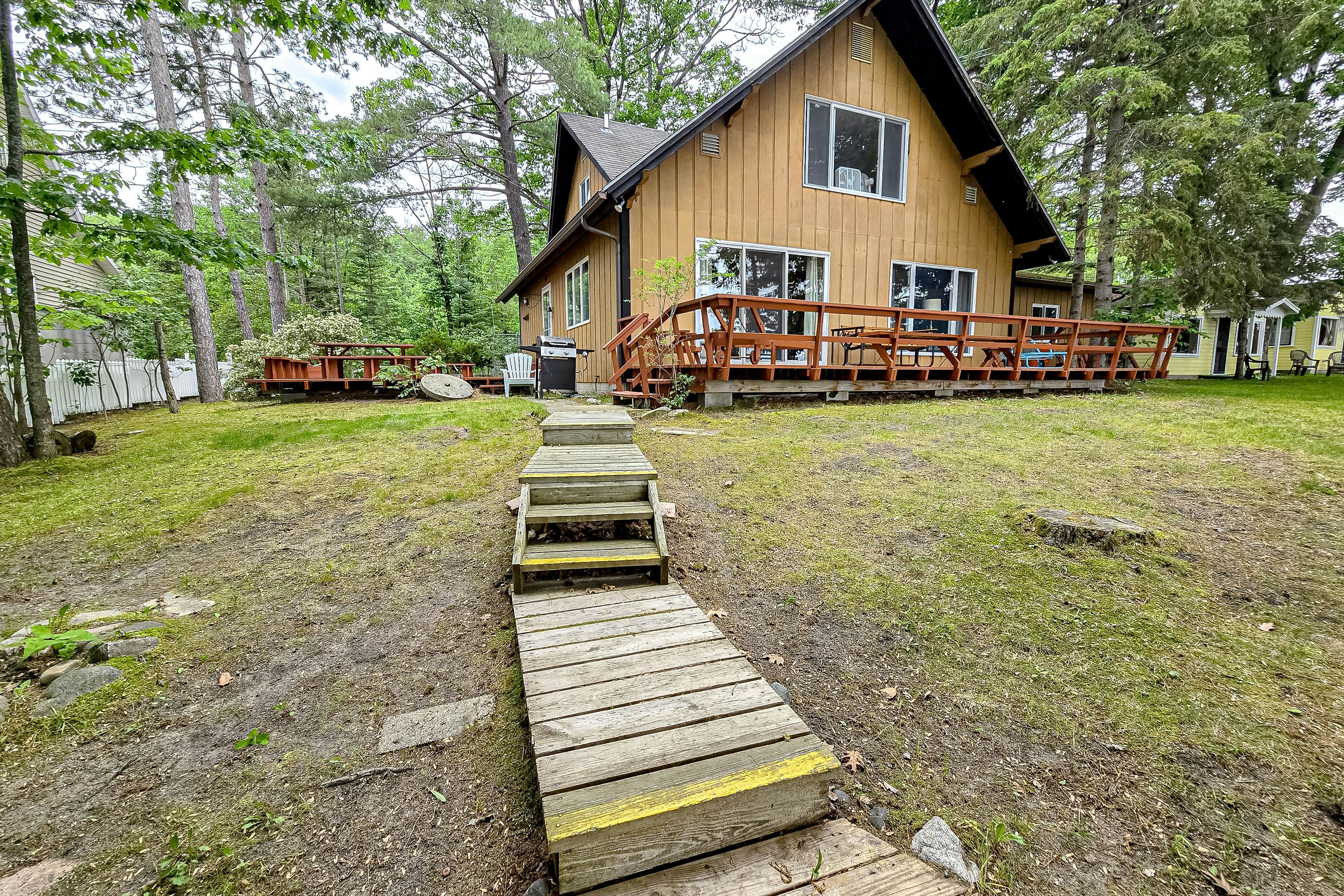 Smith Family Cottages