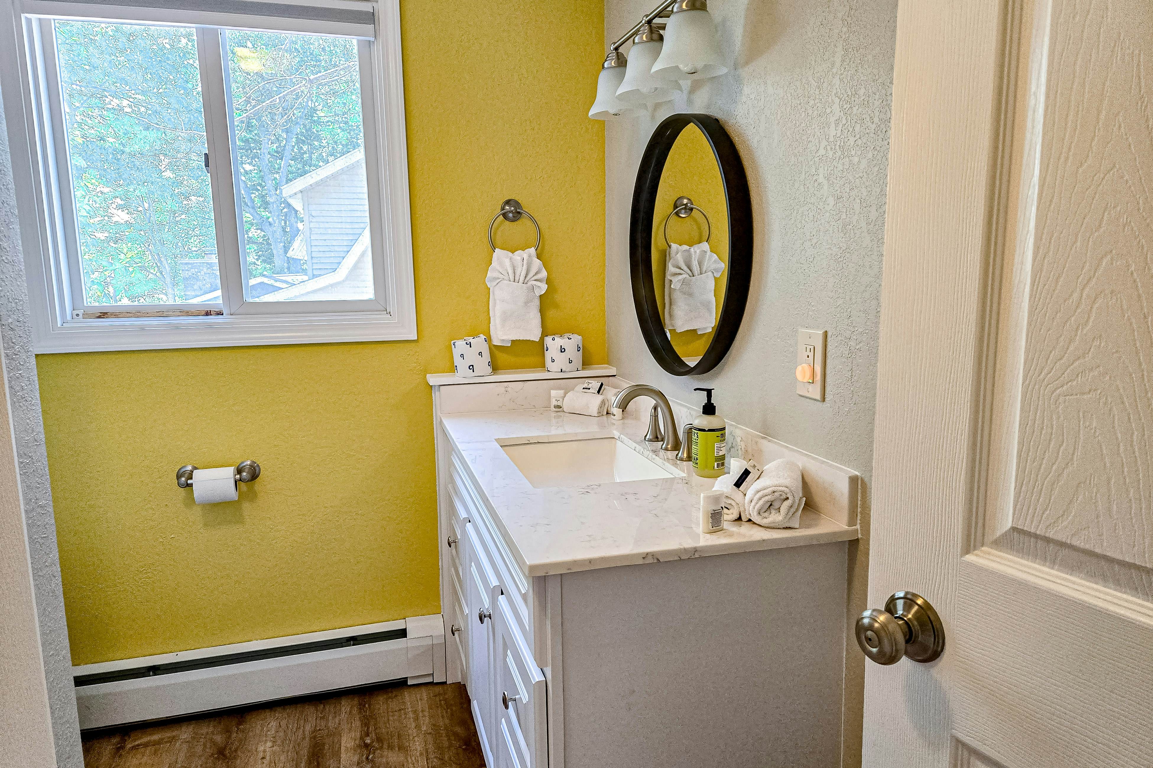 Smith Family Cottages