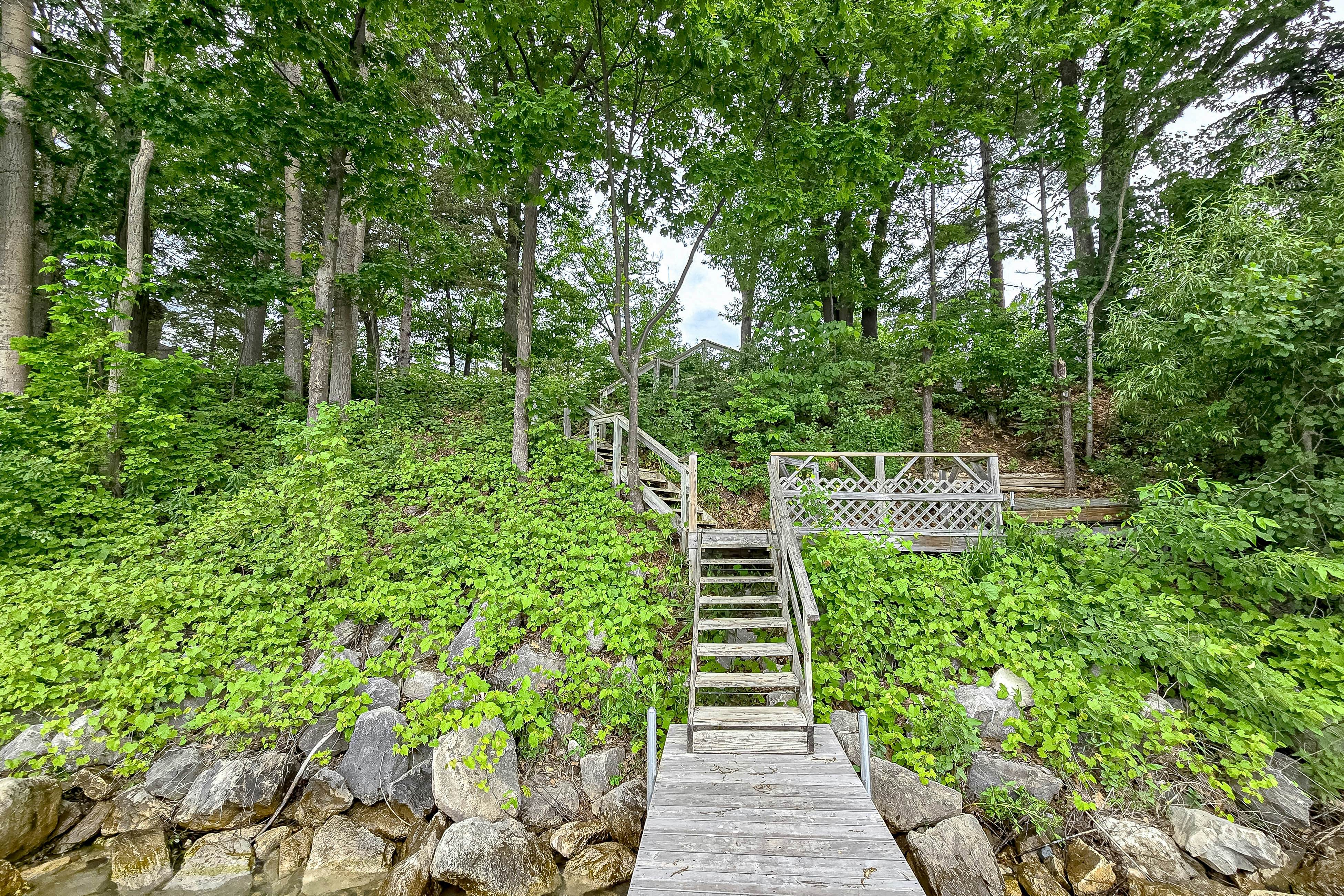 Smith Family Cottages
