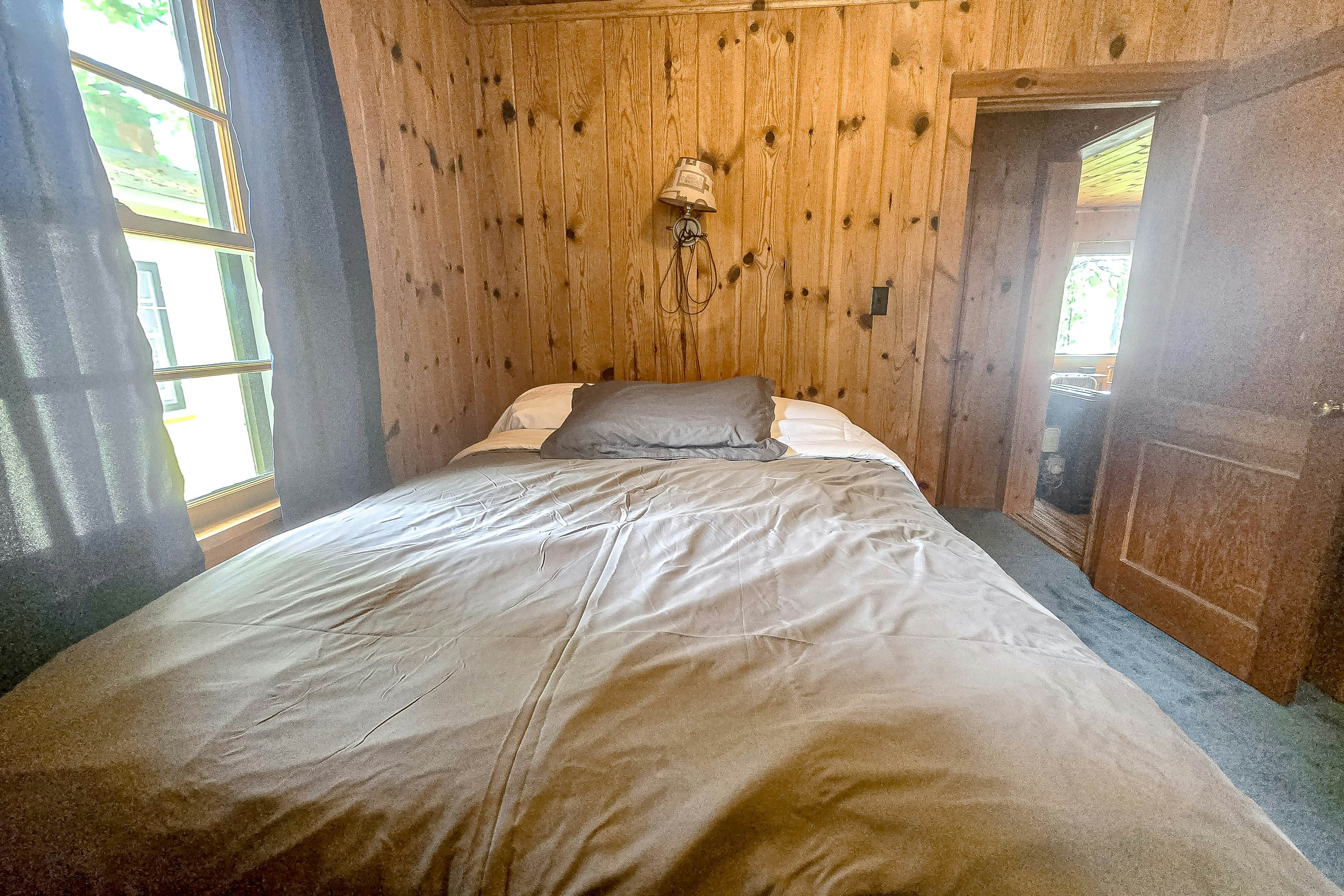 Smith Family Cottages