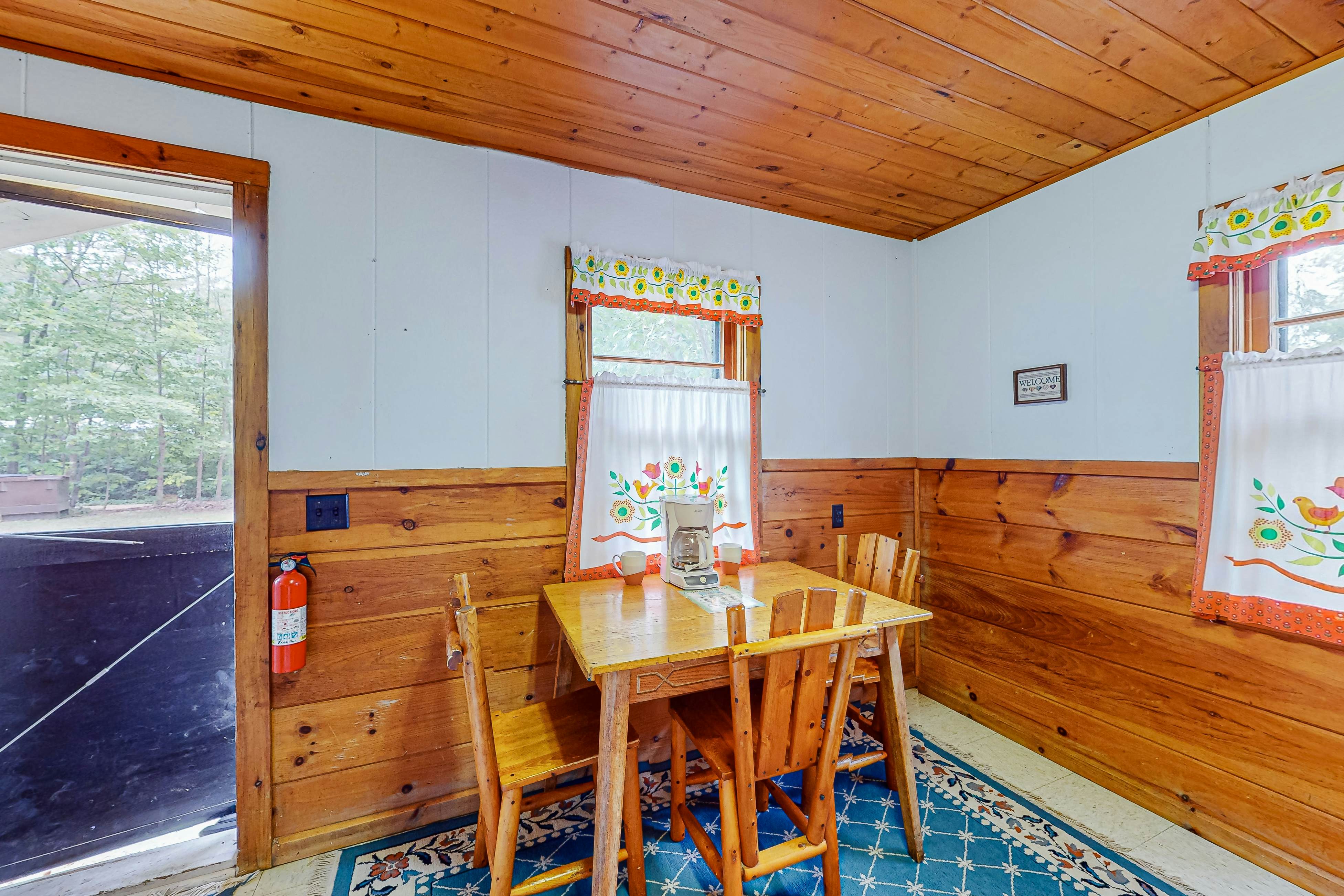 Smith Family Cottages - Cottage #3