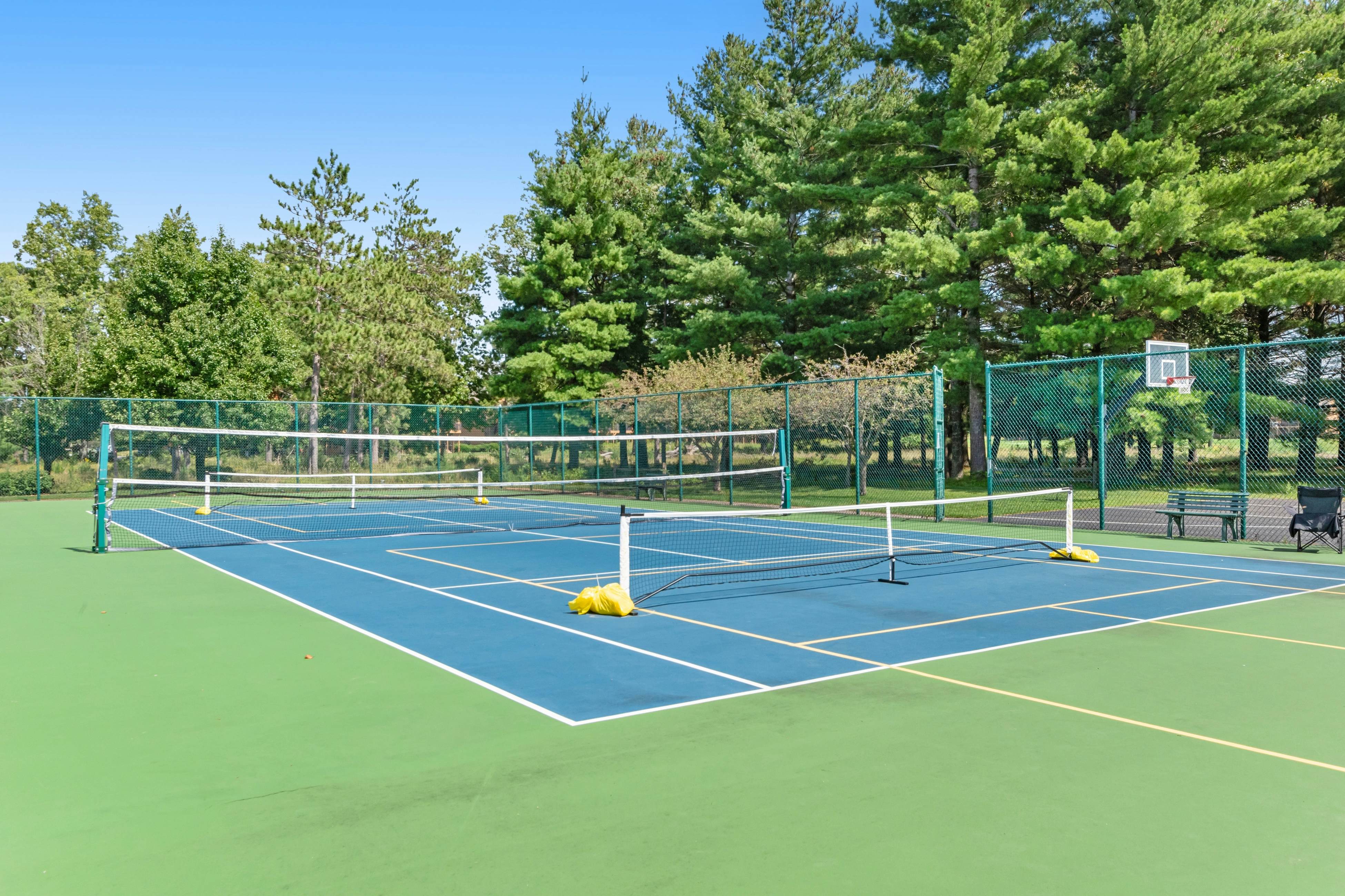 Sunset Condominiums - The Retreat