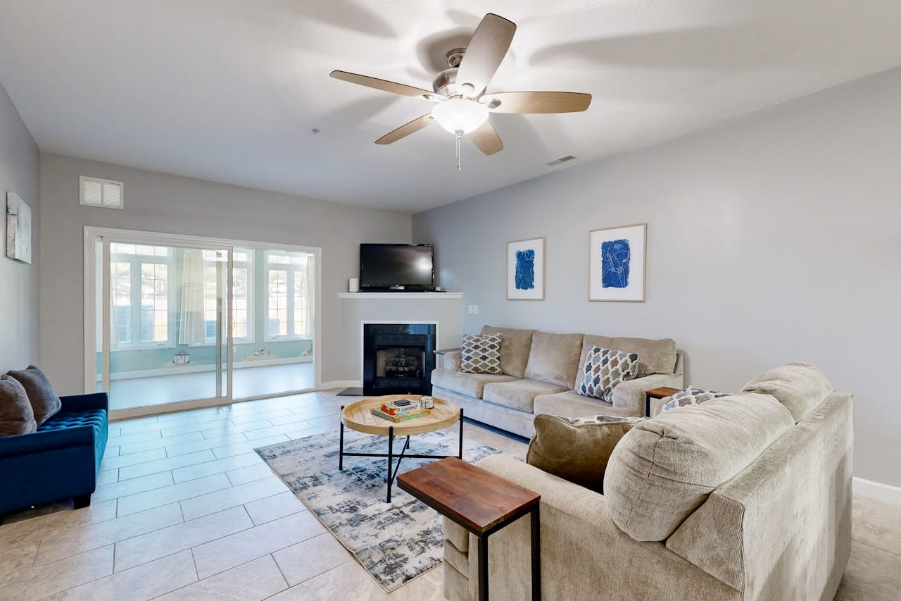 Summerlyn Condo 34363 Summerlyn Dr 204 3 BD Lewes, DE Vacation