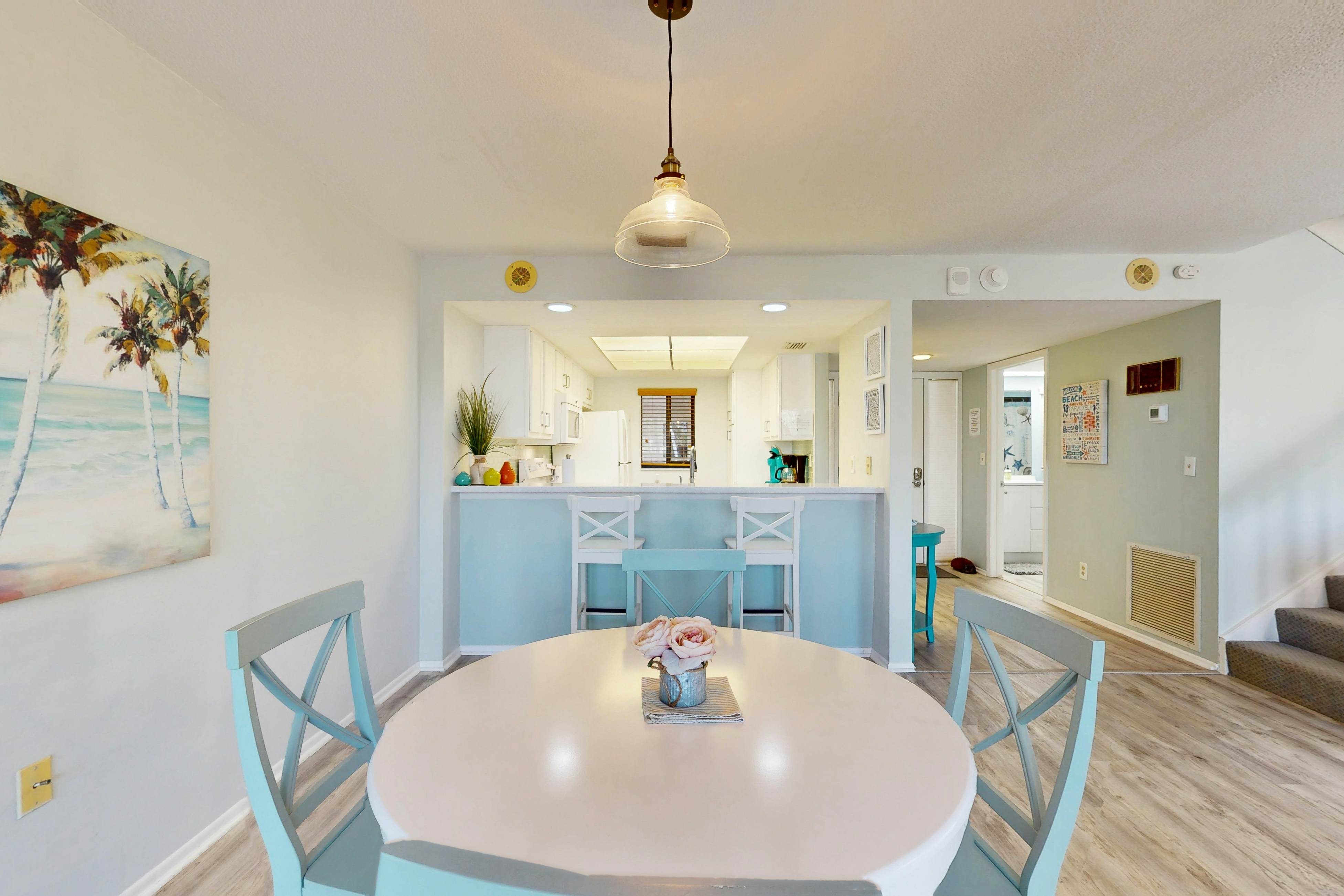 Santa Maria Condo 102