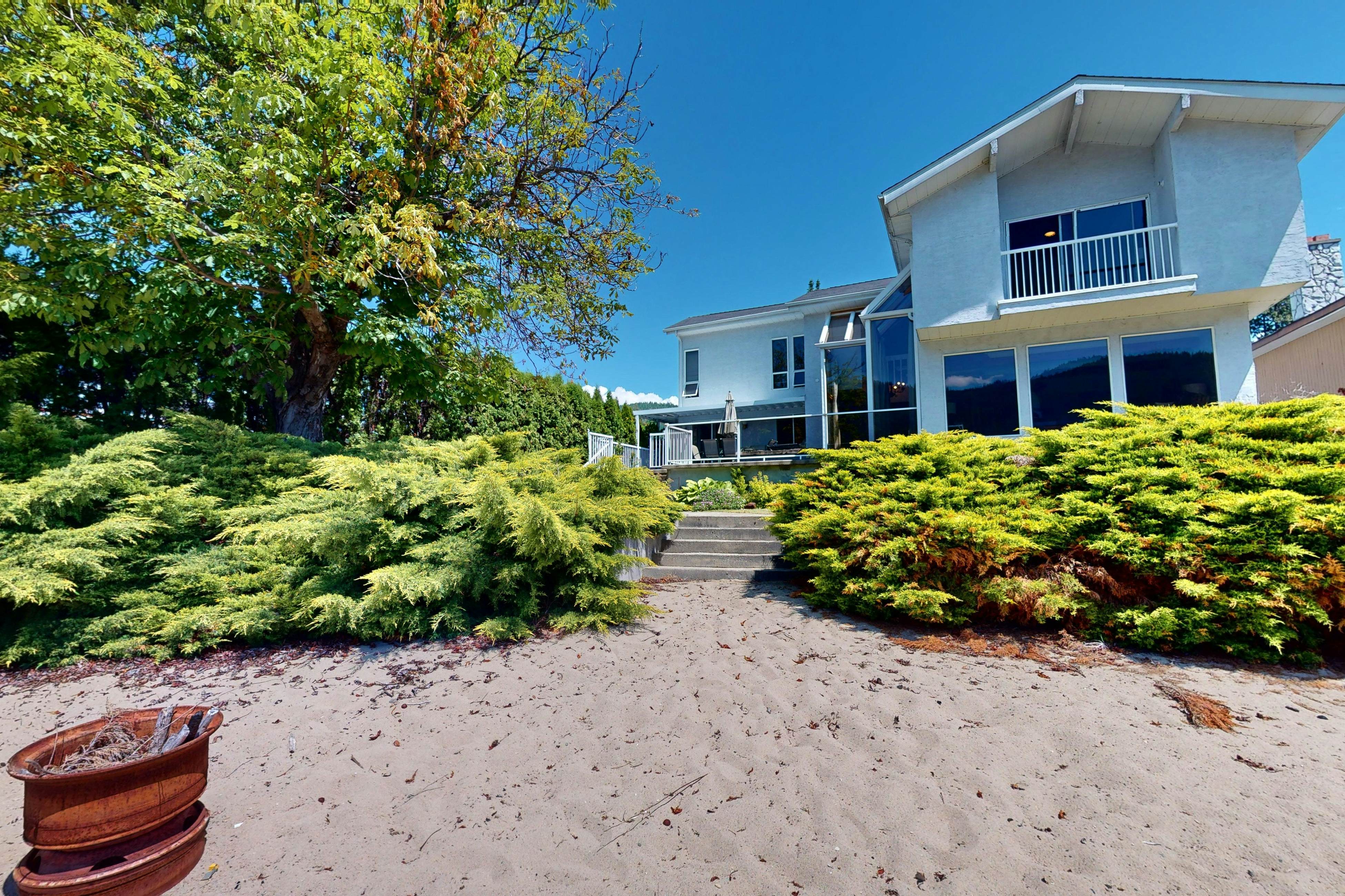 The Re-Treat at Christina Lake