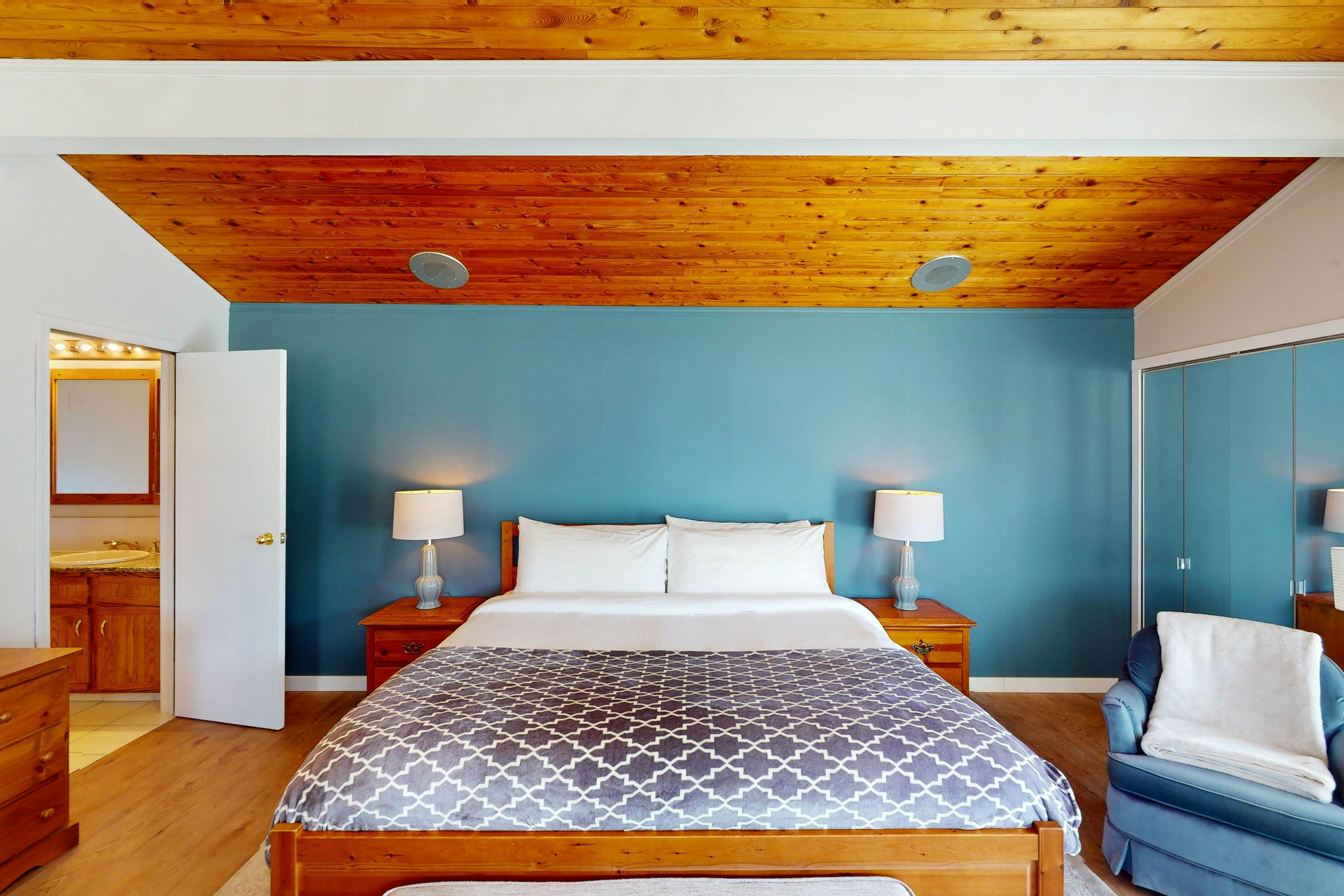 The Re-Treat at Christina Lake