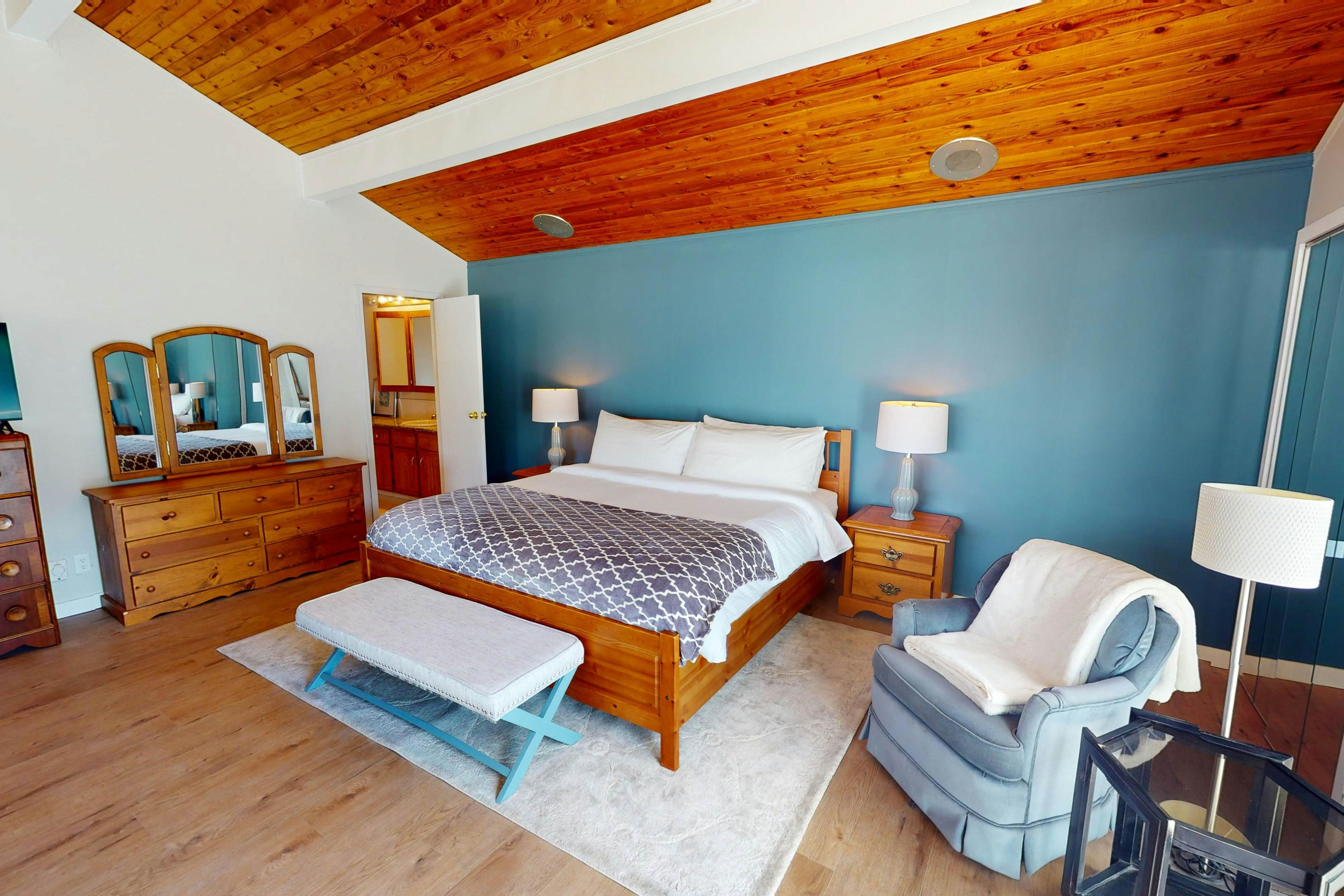 The Re-Treat at Christina Lake