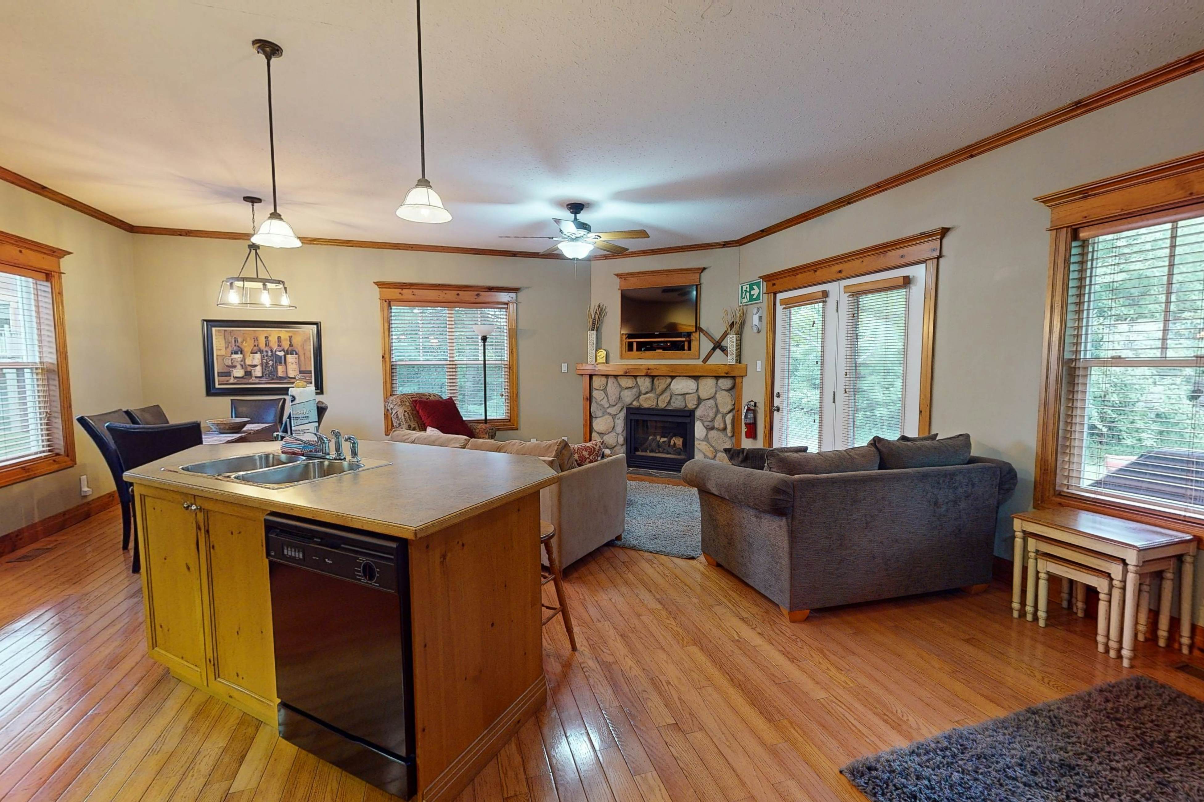 Condo 107 at Snowbridge