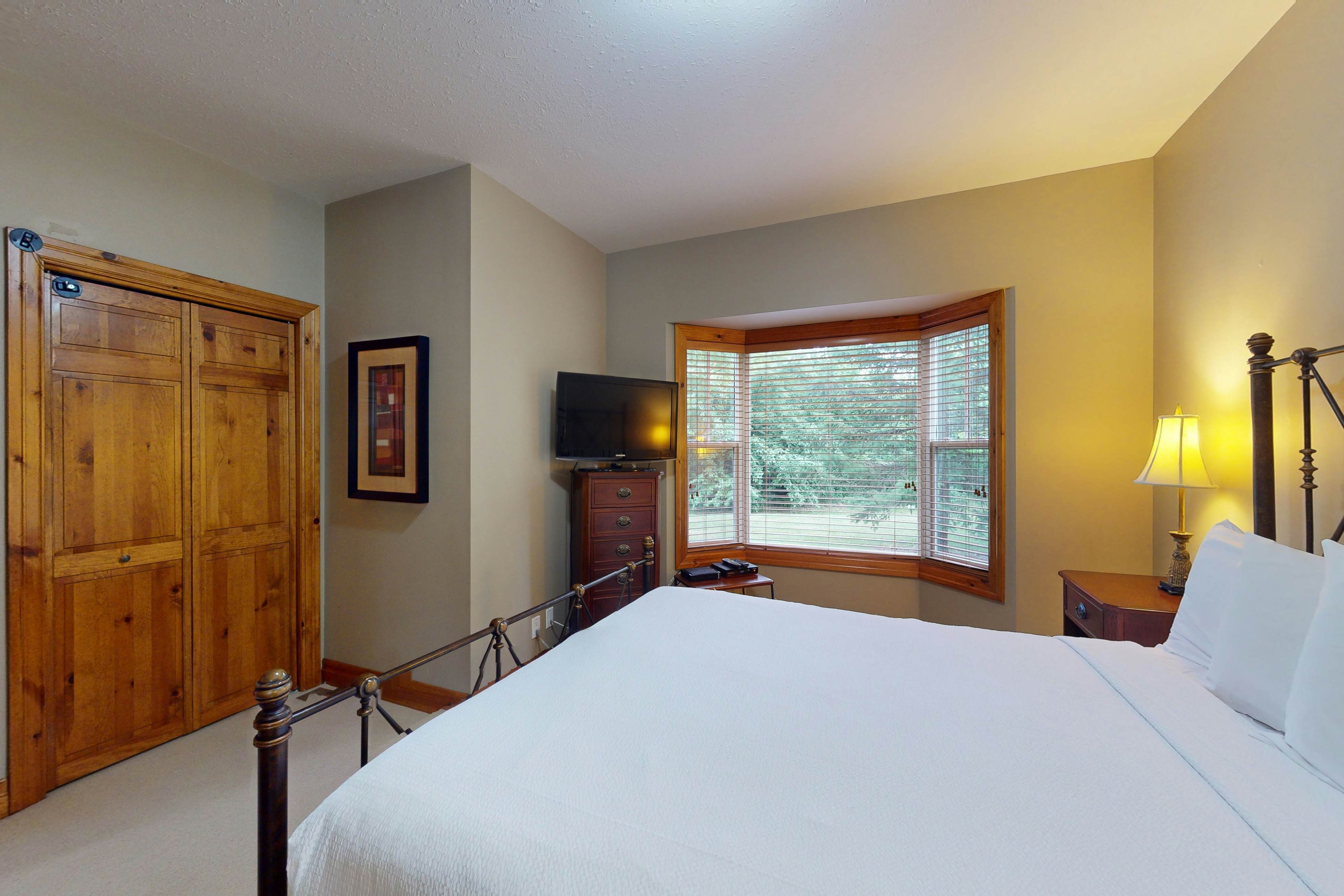 Condo 107 at Snowbridge