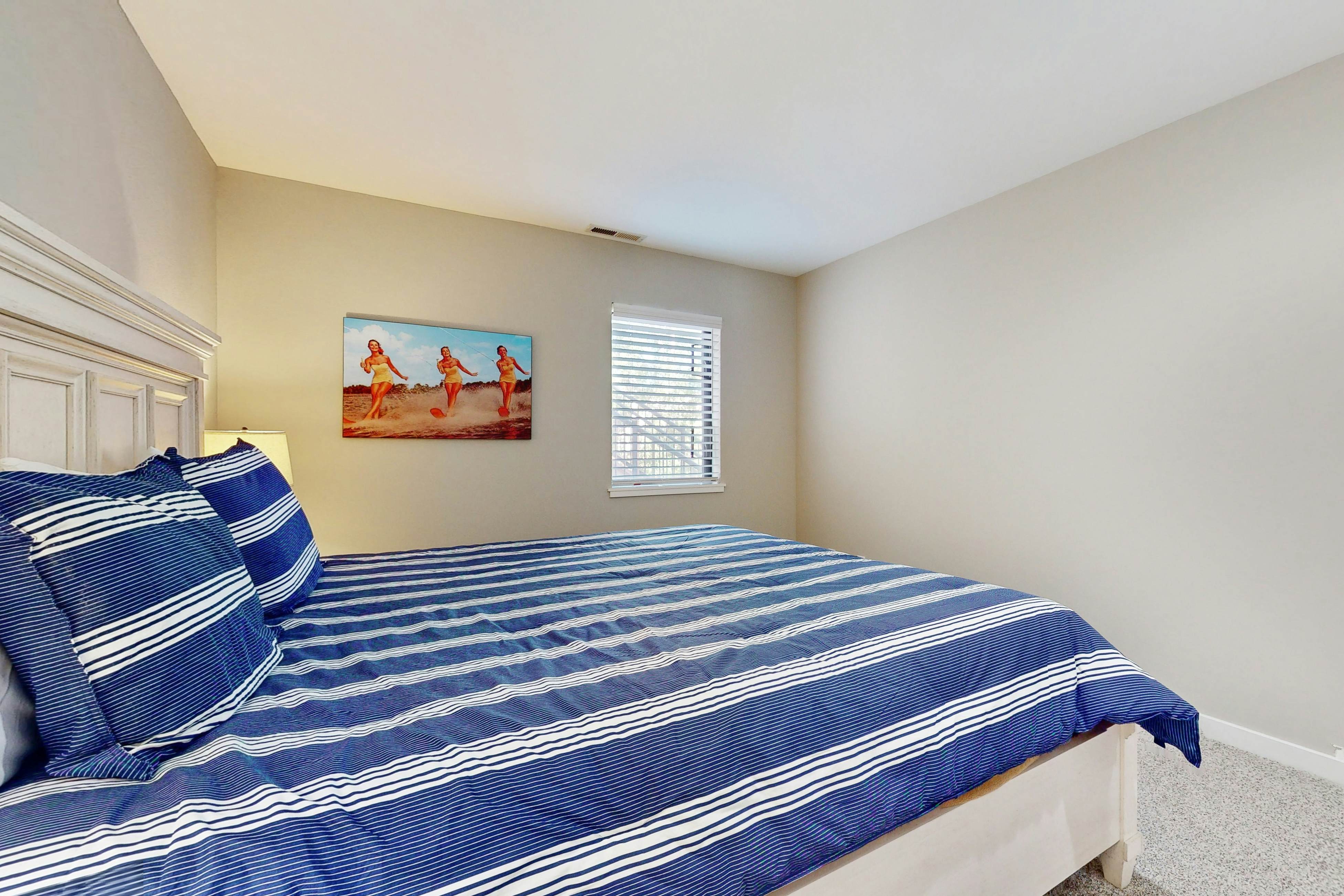 Lake Chelan Shores - To Ski or Knot #18-6