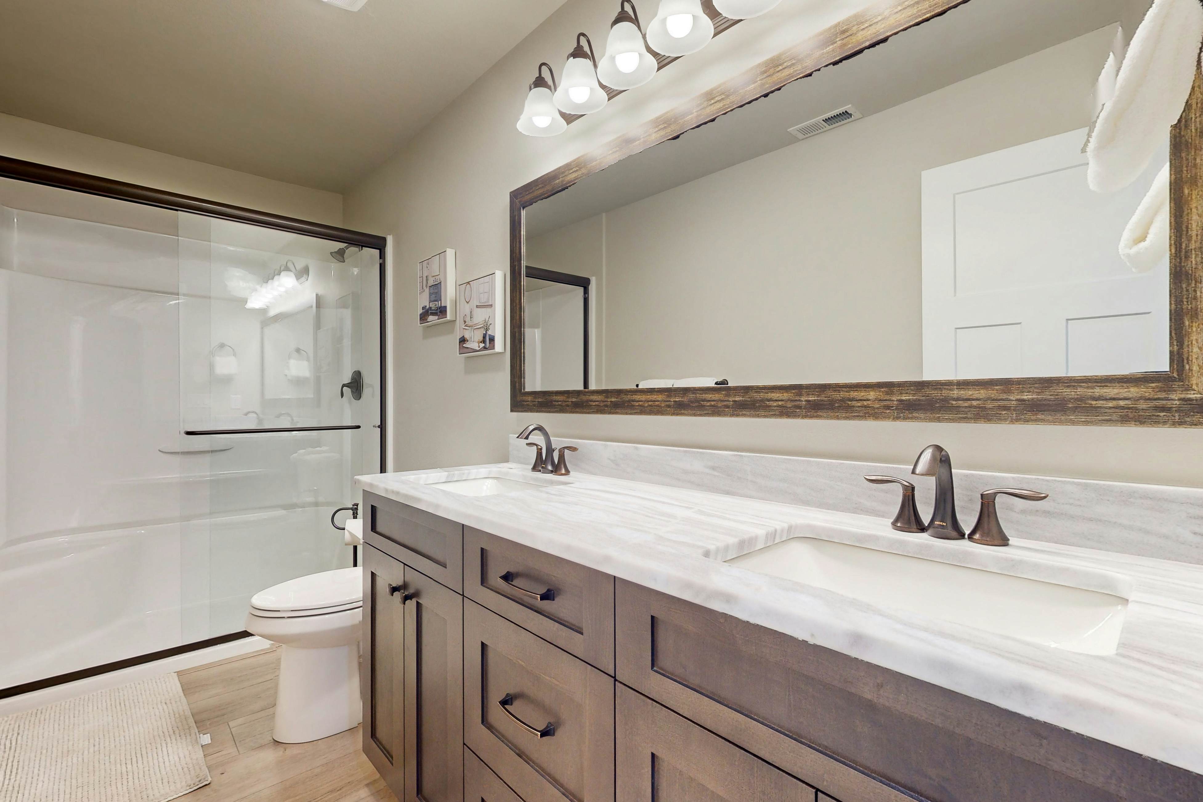 Lake Chelan Shores - To Ski or Knot #18-6