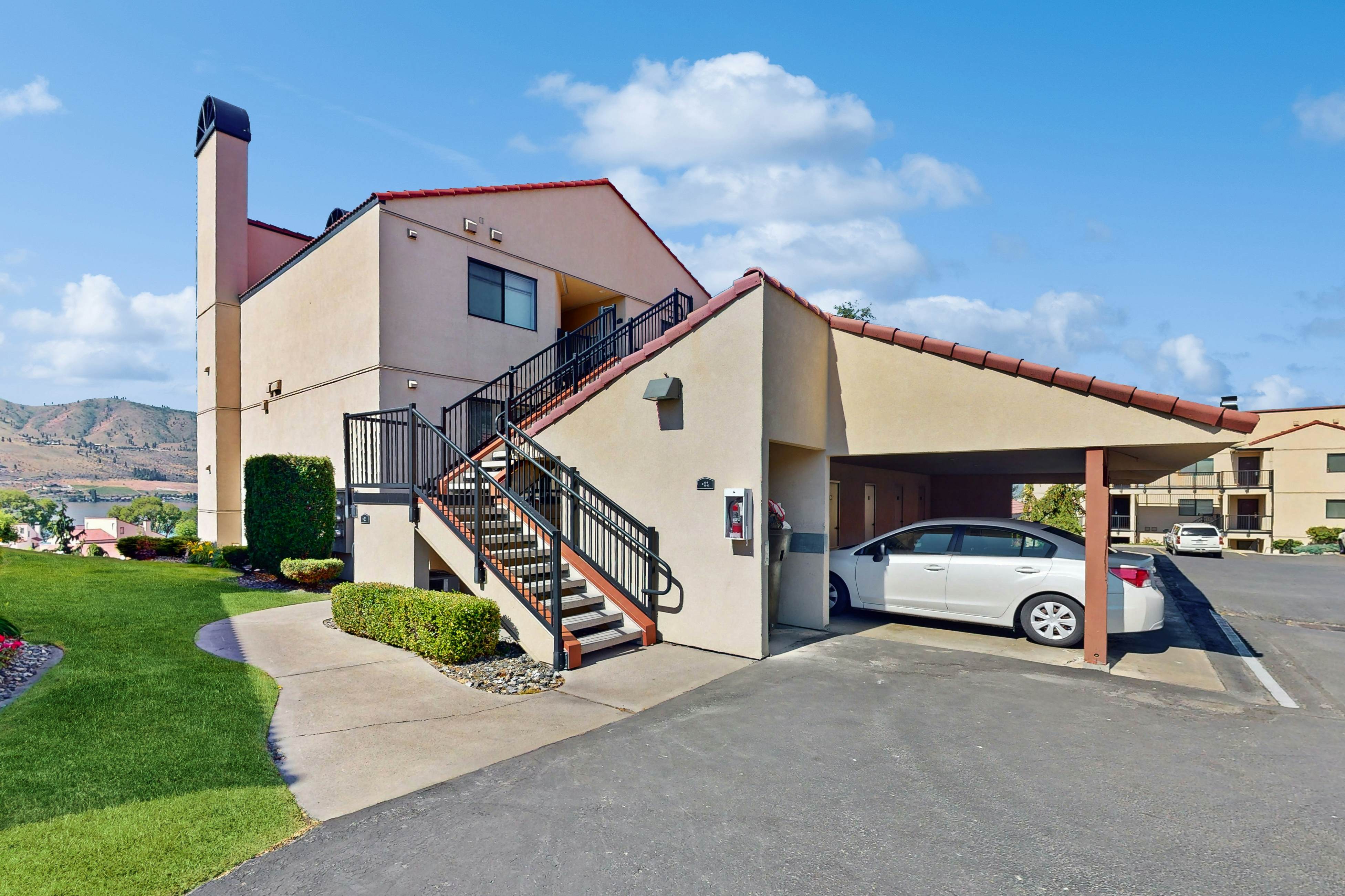 hidden image preload