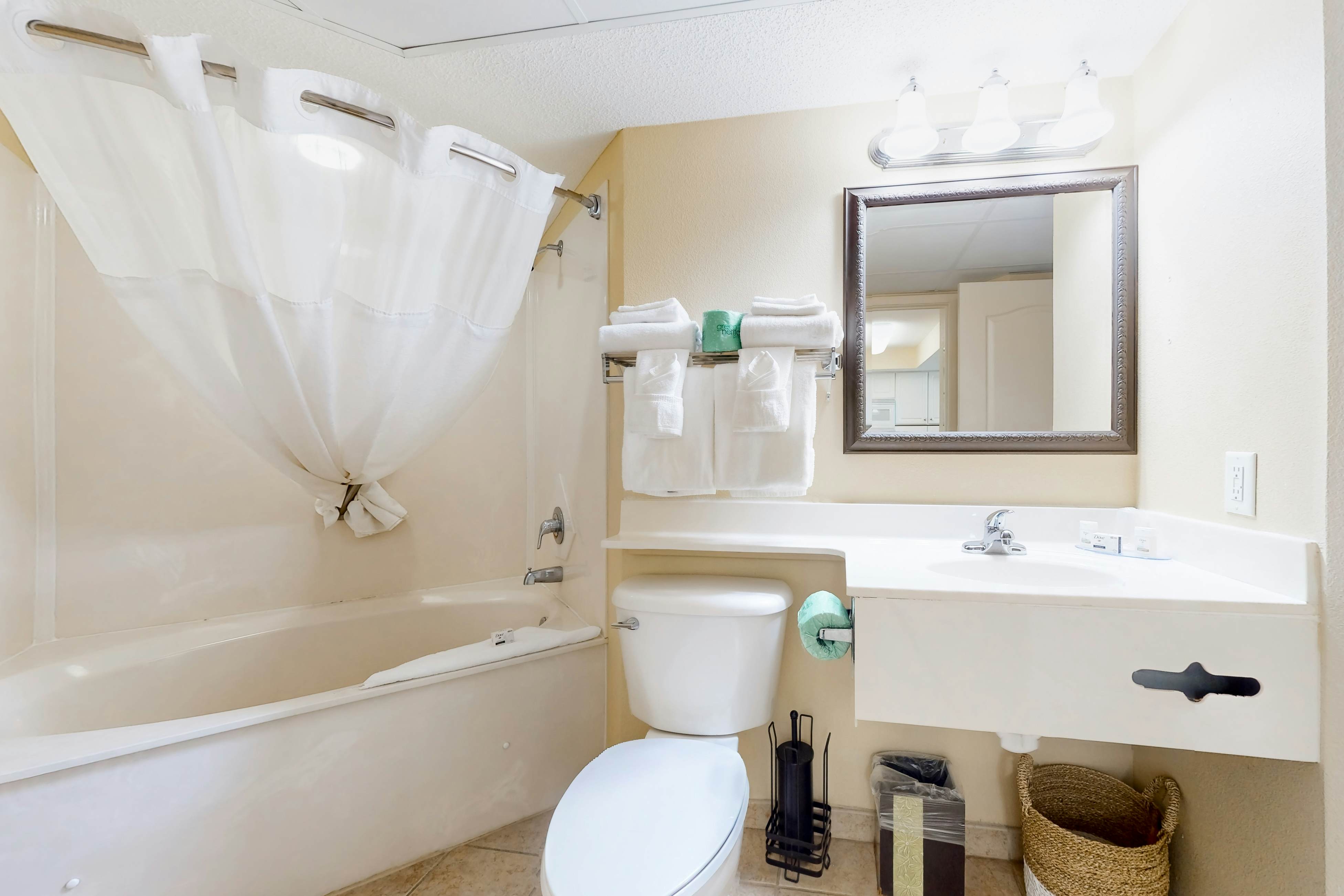 Carolinian Beach Resort 1734