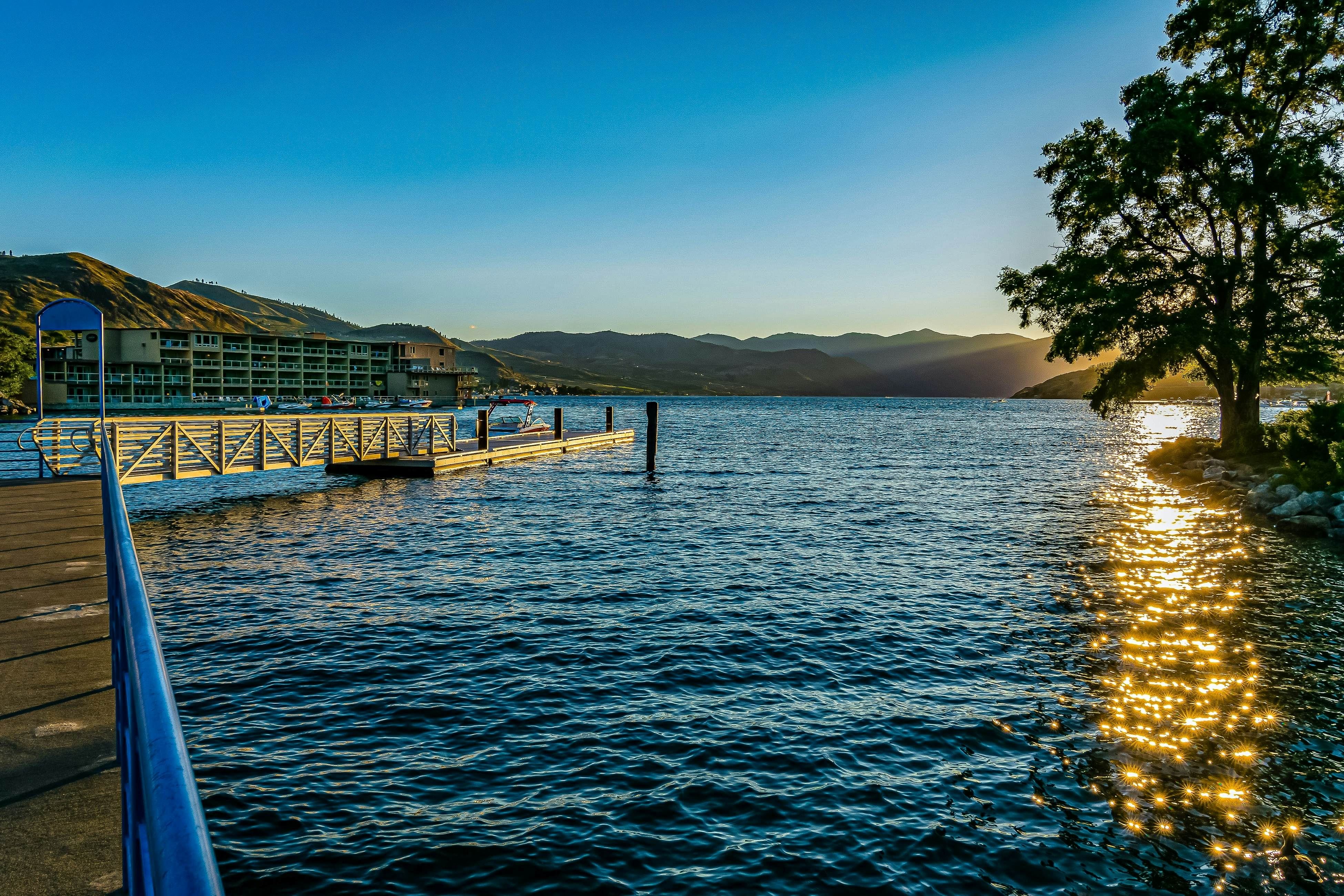 Lake Chelan Shores - To Ski or Knot #18-6