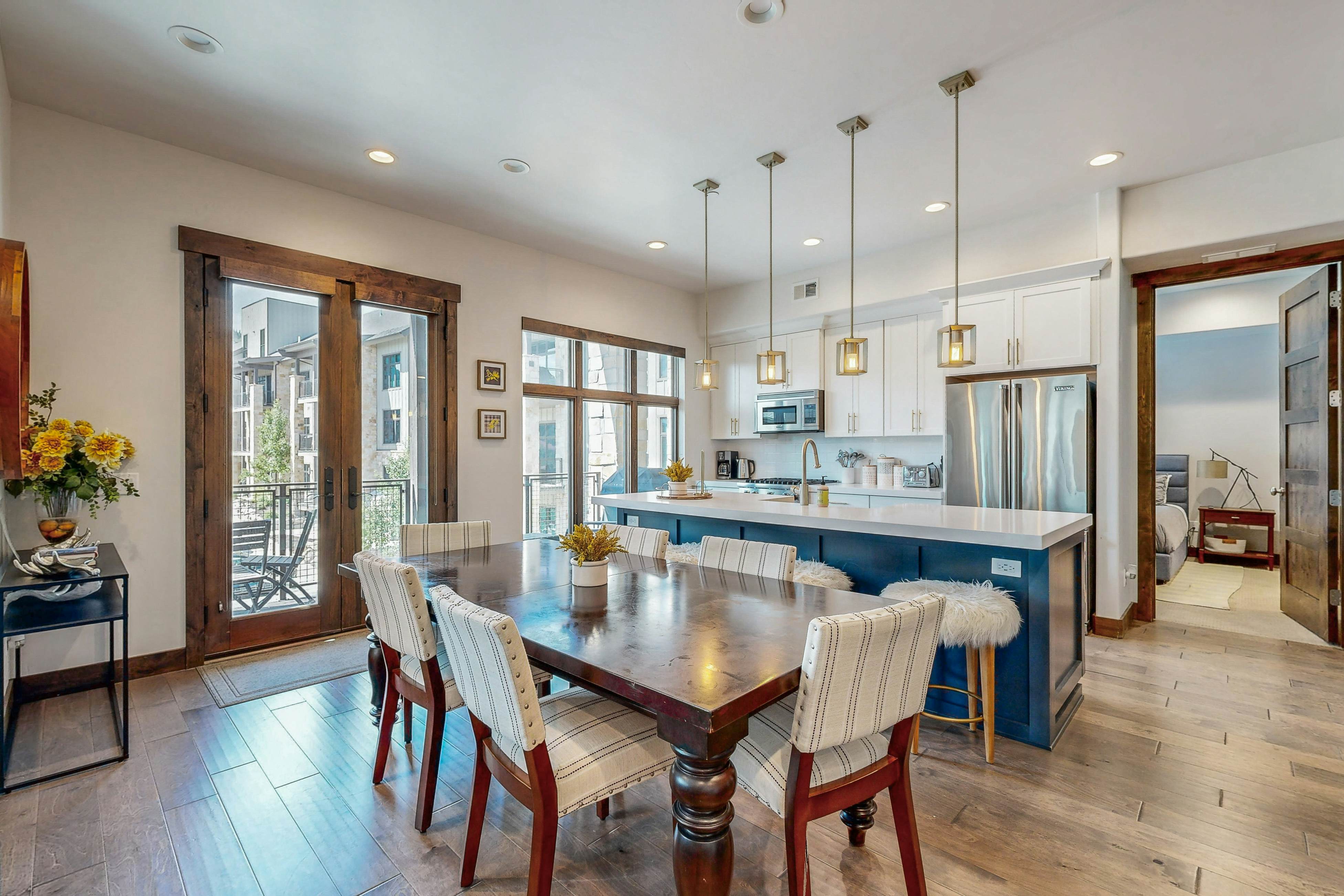 Modern Blackstone Paradise #2A