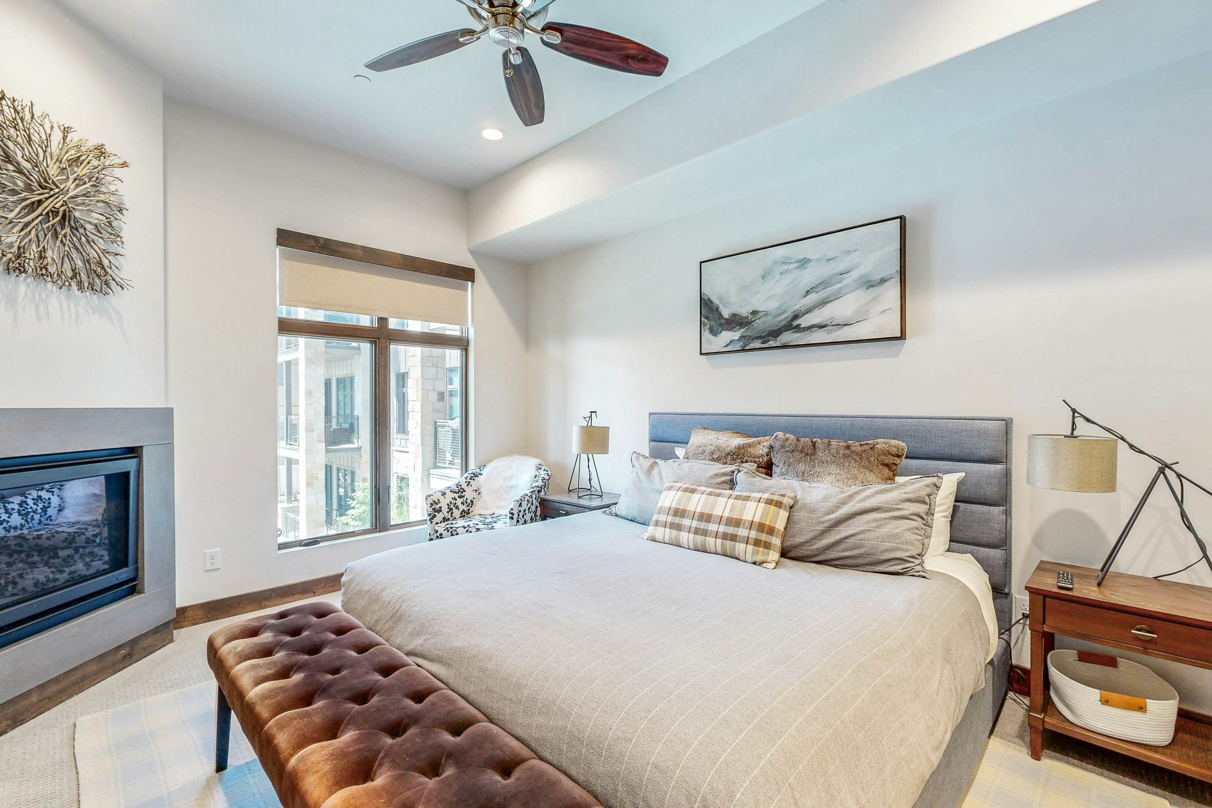 Modern Blackstone Paradise #2A