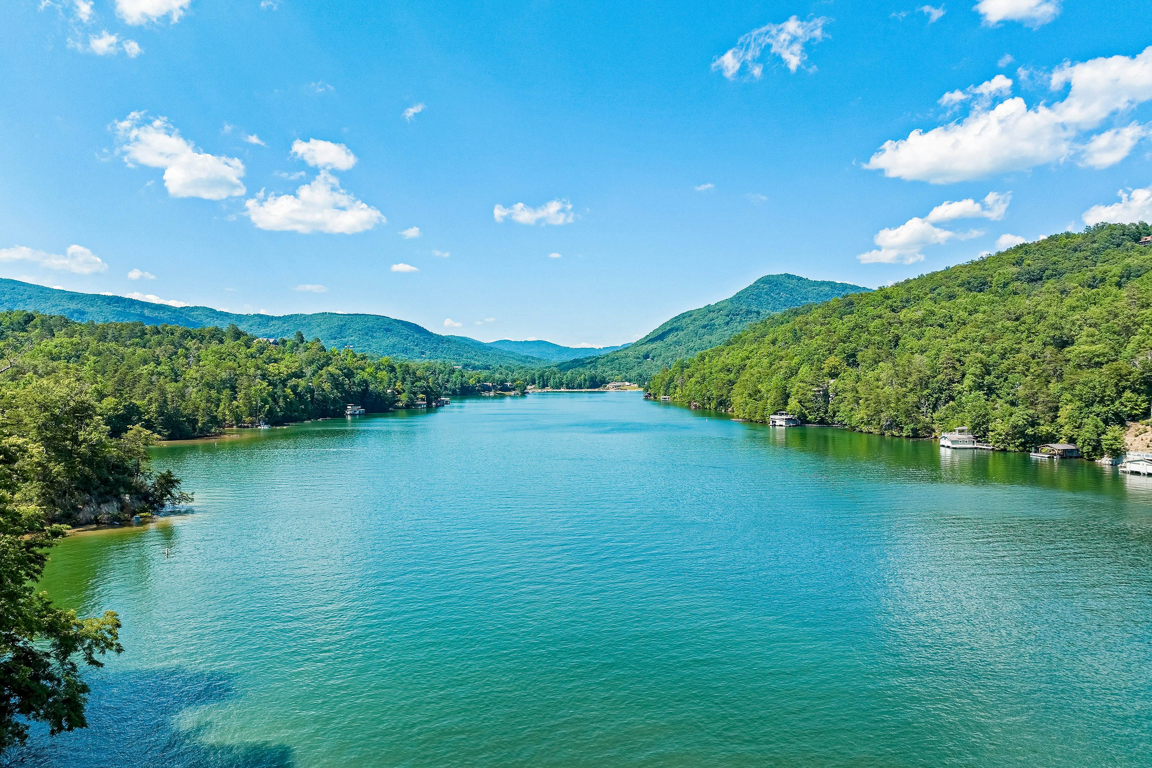 Water's Edge Holmstead