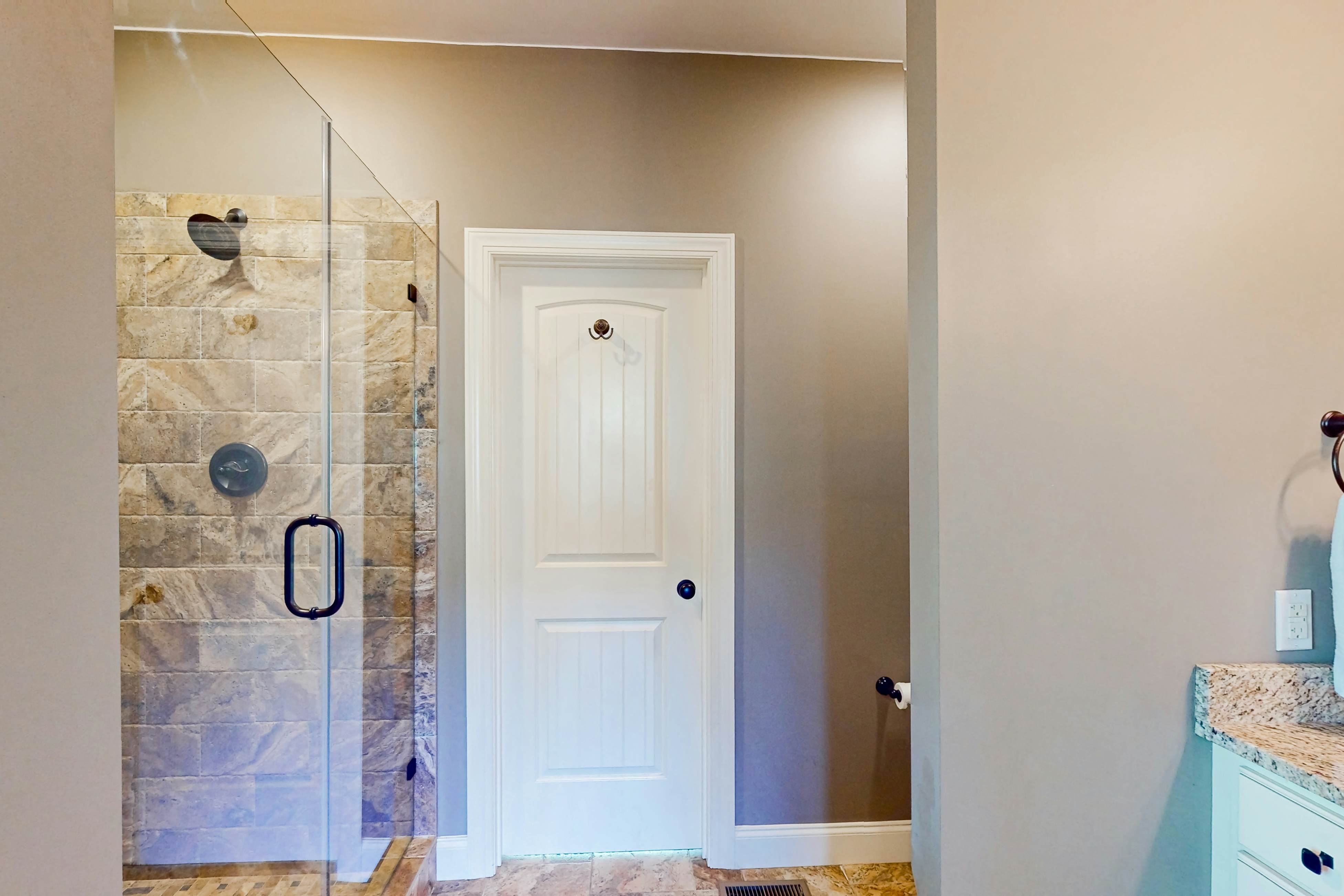 Water's Edge Holmstead