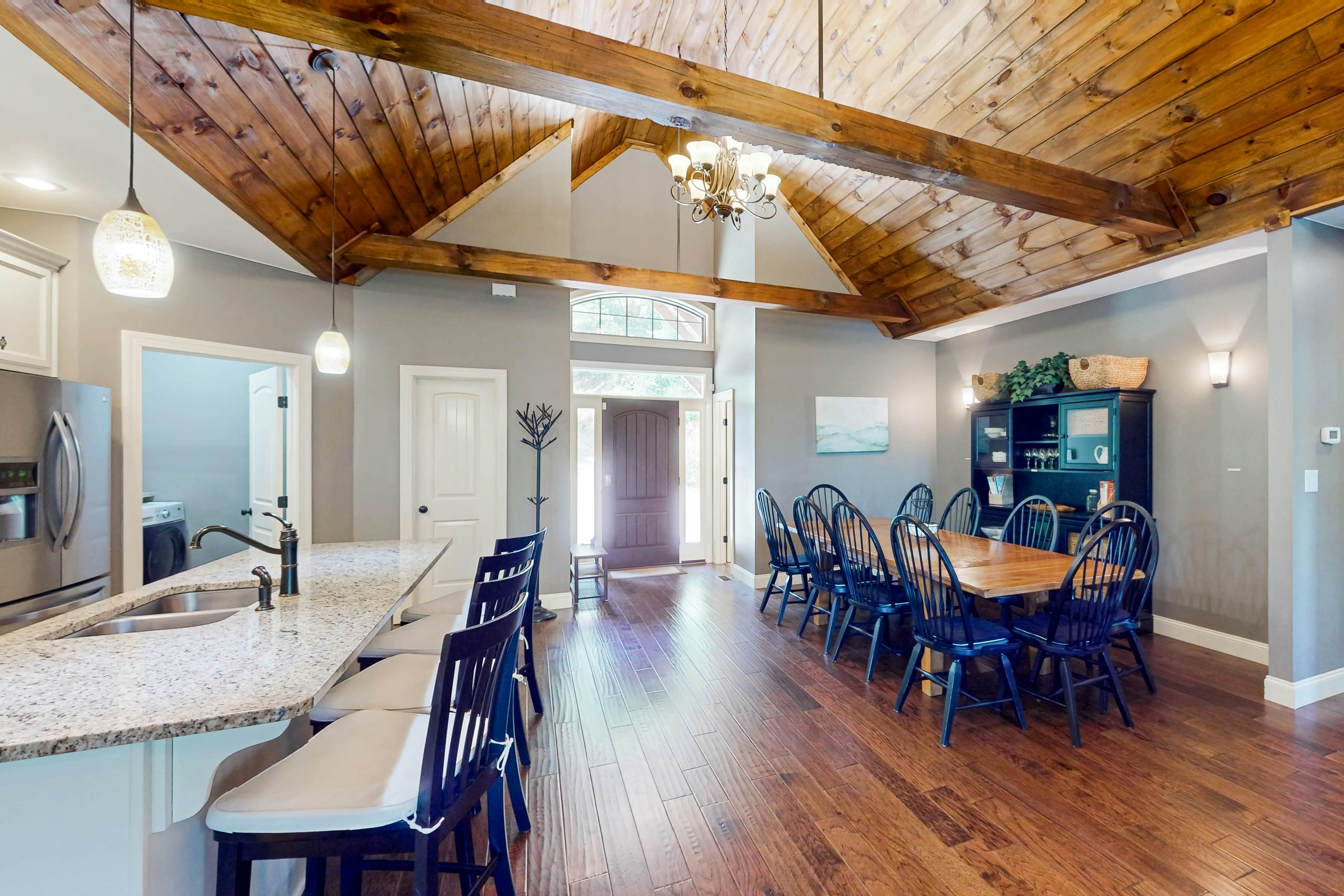 Water's Edge Holmstead