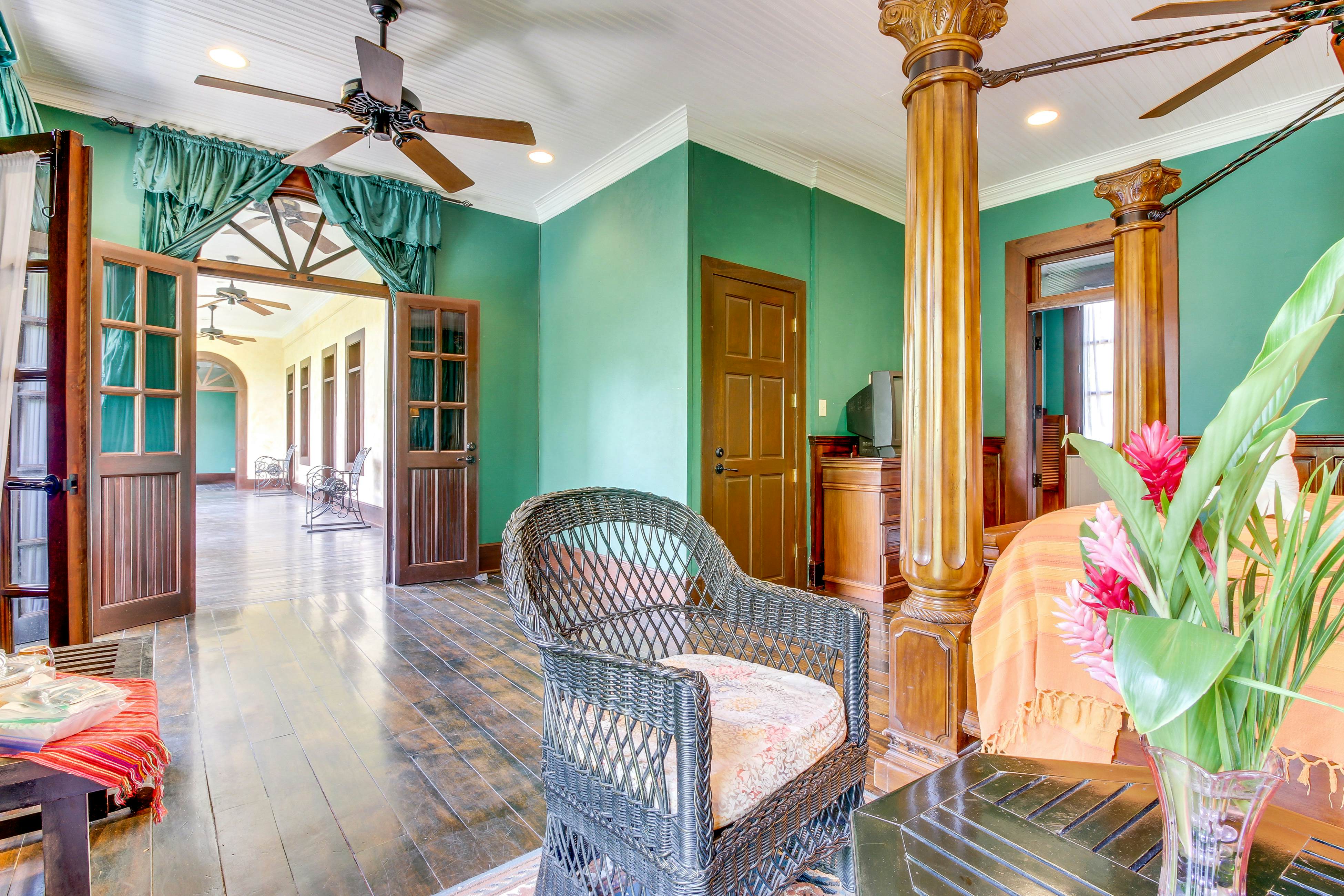 Family Suite at Mahogany Hall -Gold Standard Certified