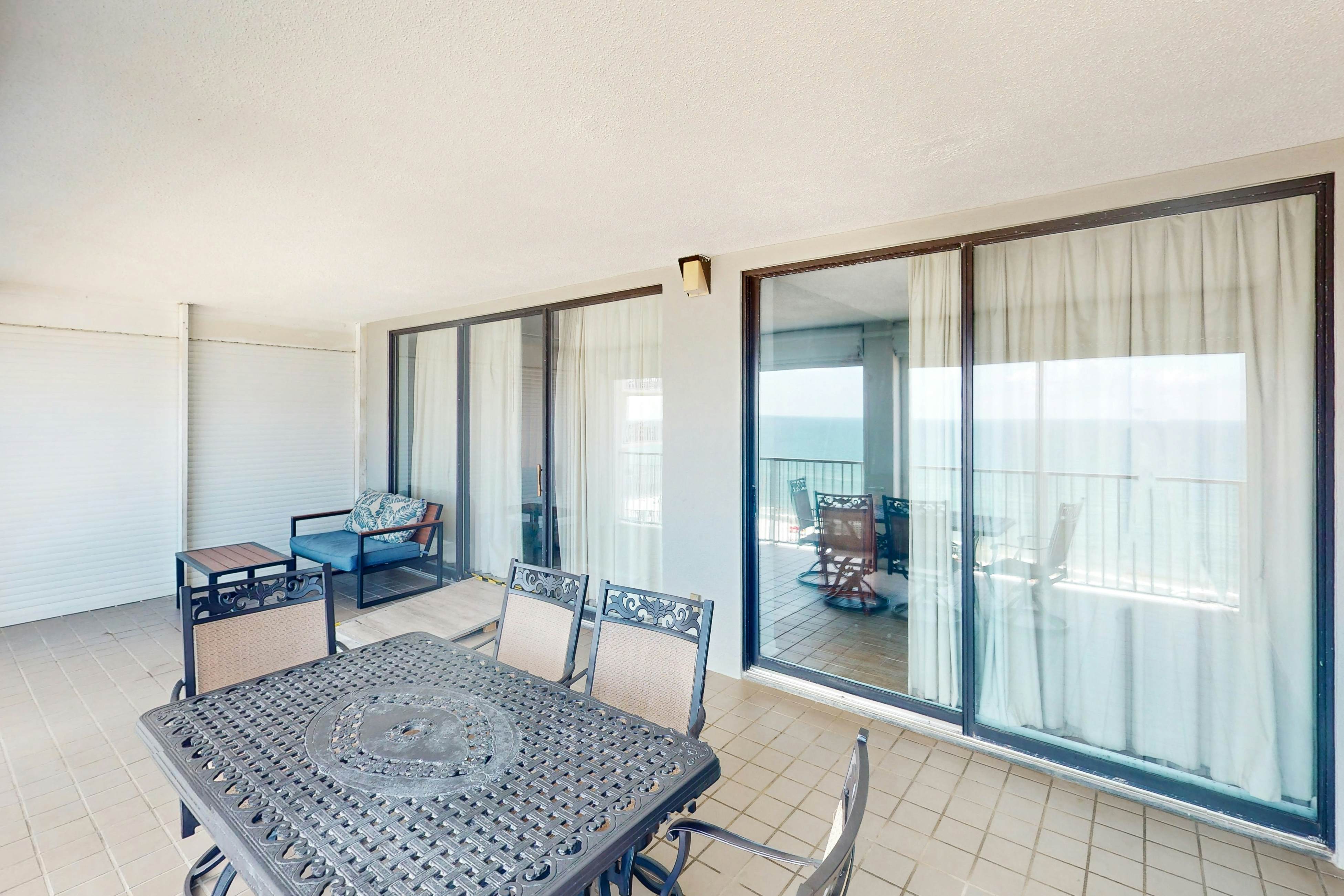 Pelican Pointe 1106