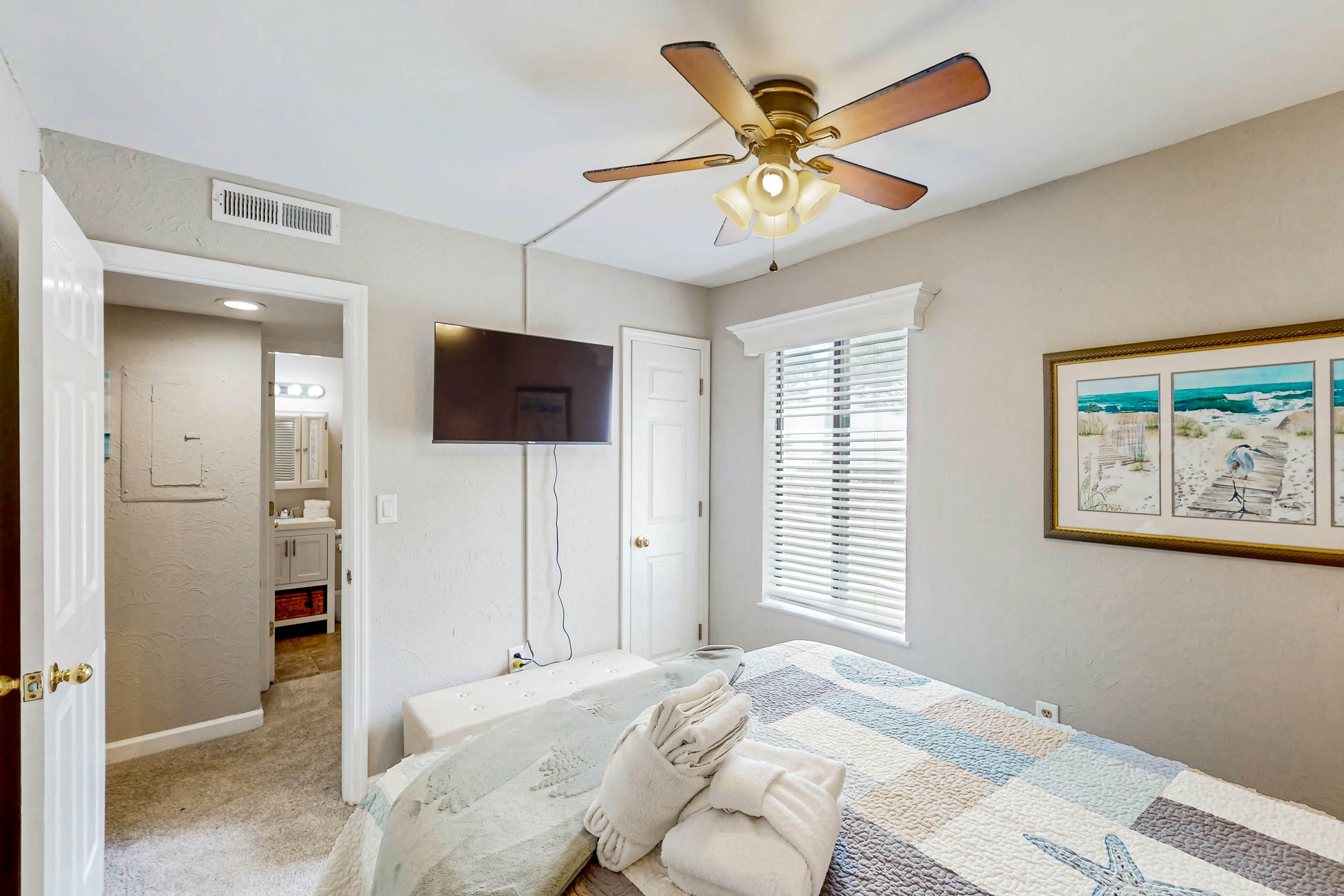 Spa On Port Royal Sound 1102