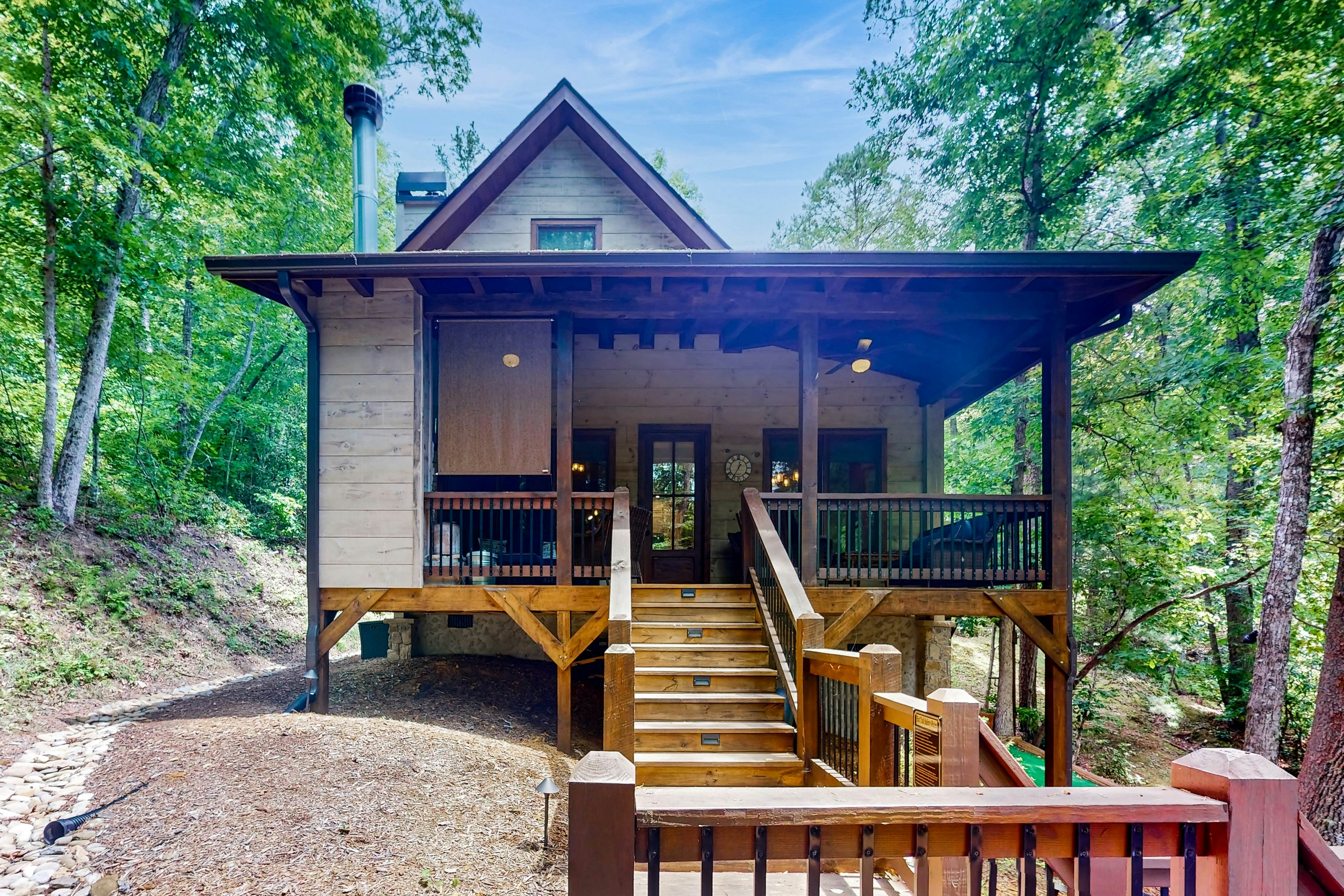 Simply Devine at Water's Edge