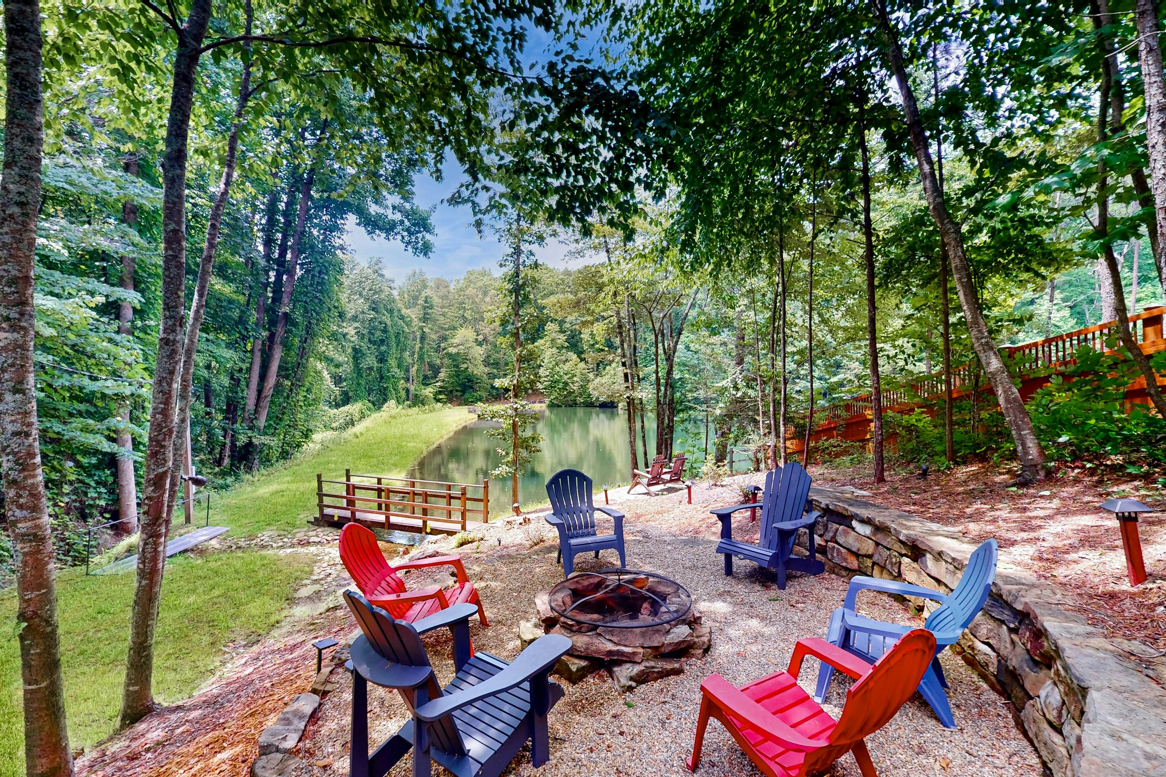 Simply Devine at Water's Edge